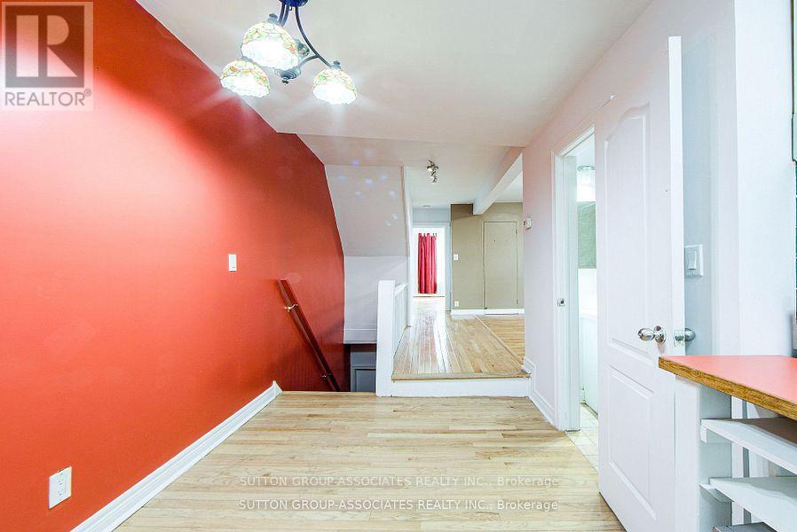 50 Lappin Avenue, Toronto, Ontario  M6H 1Y4 - Photo 6 - W12305285