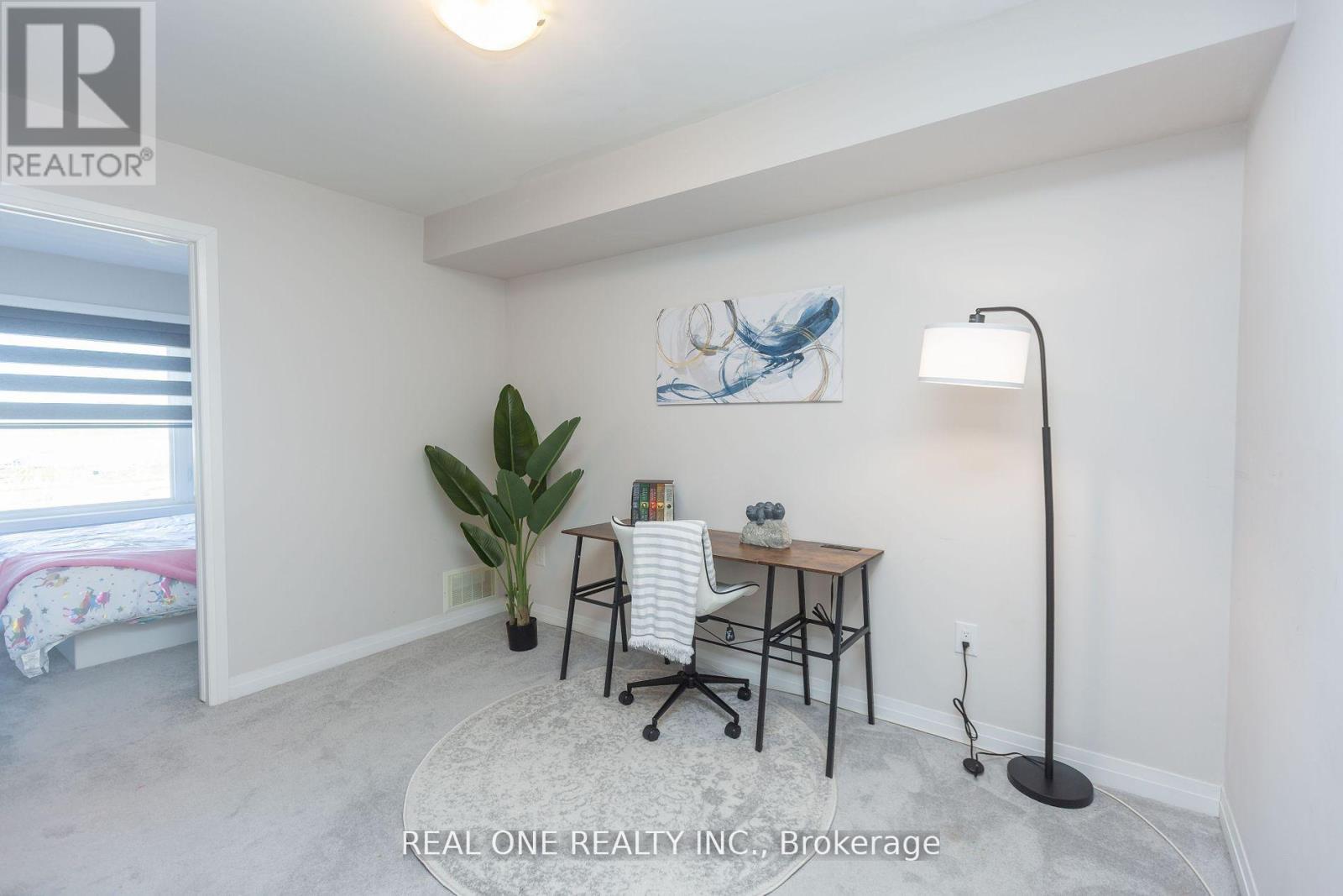 203 Downsview Park Boulevard, Toronto, Ontario  M3K 0C8 - Photo 11 - W12305286