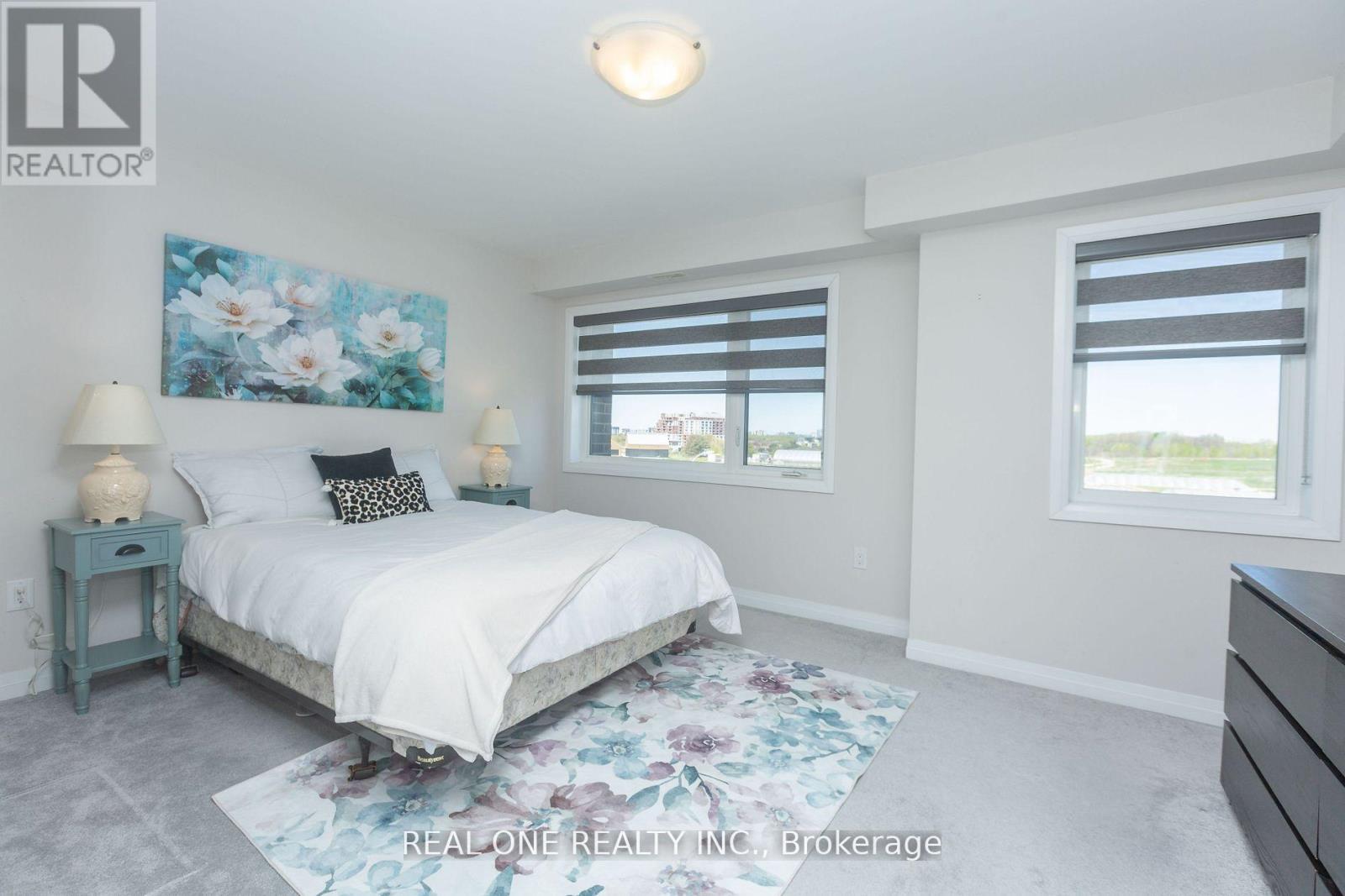 203 Downsview Park Boulevard, Toronto, Ontario  M3K 0C8 - Photo 17 - W12305286
