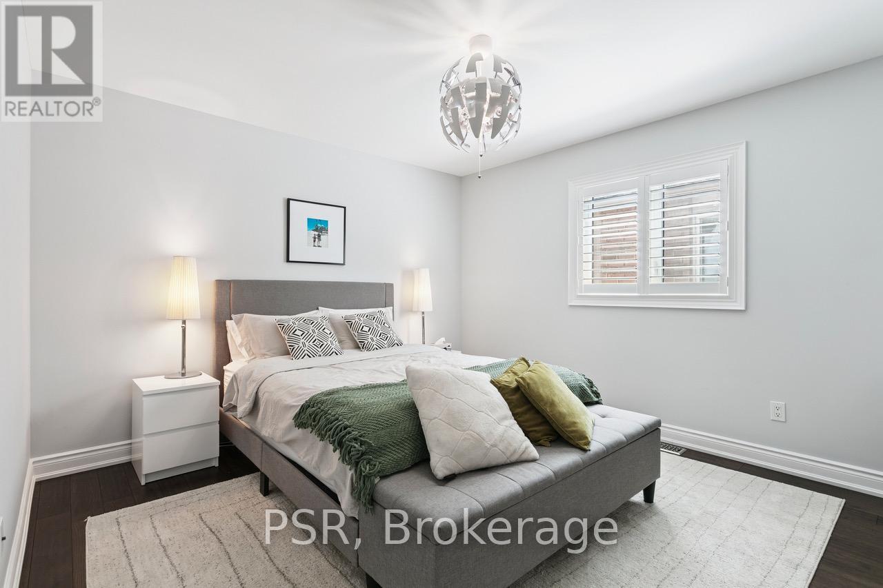 2136 Redstone Crescent, Oakville, Ontario  L6M 5B3 - Photo 29 - W12304957