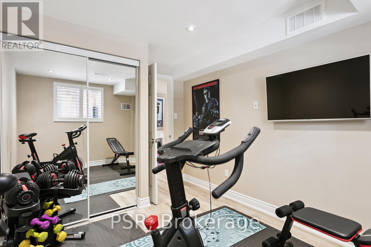 2136 Redstone Crescent, Oakville, Ontario  L6M 5B3 - Photo 34 - W12304957