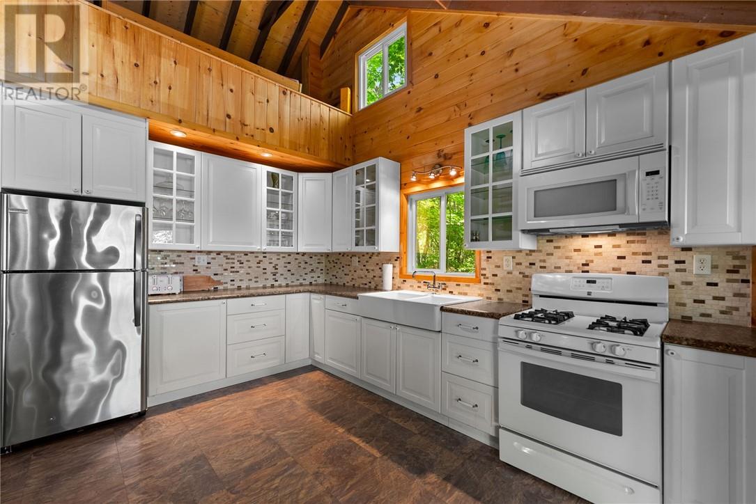 1 Maplewood, French River, Ontario  P0M 1A0 - Photo 17 - 2123485