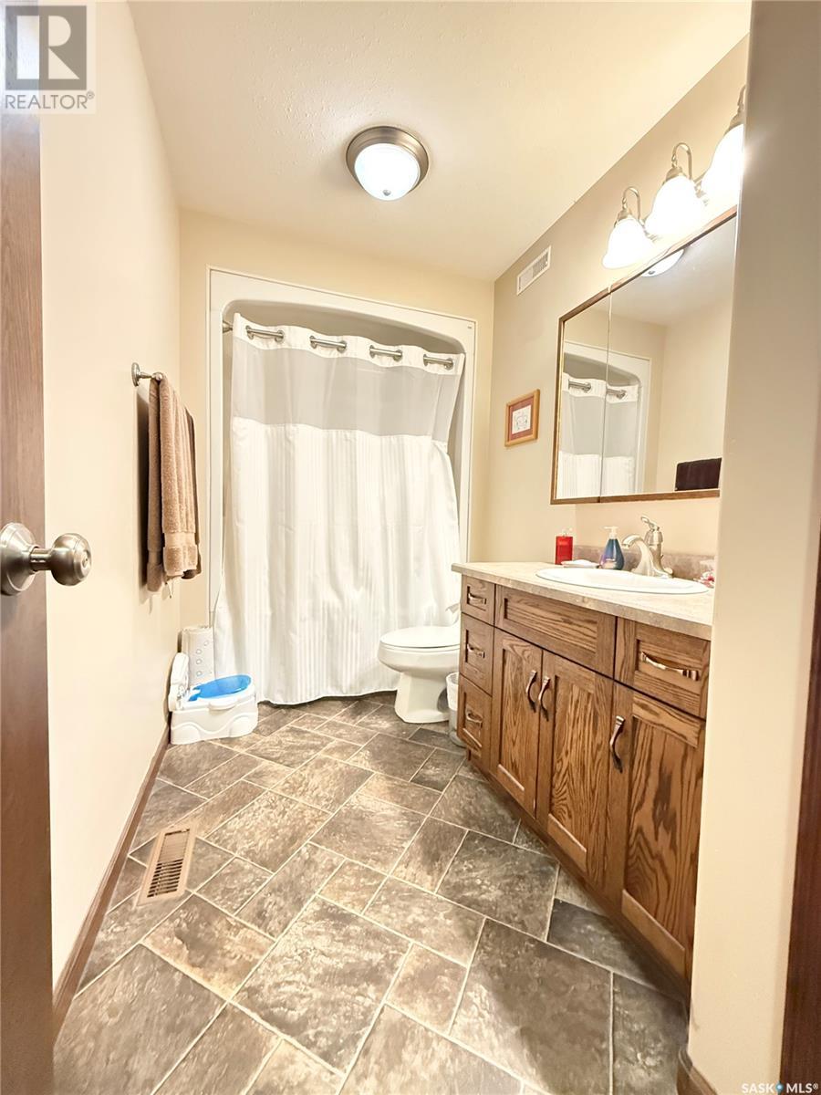 4 Island View, Cymri Rm No. 36, Saskatchewan  S0C 1S0 - Photo 18 - SK013663