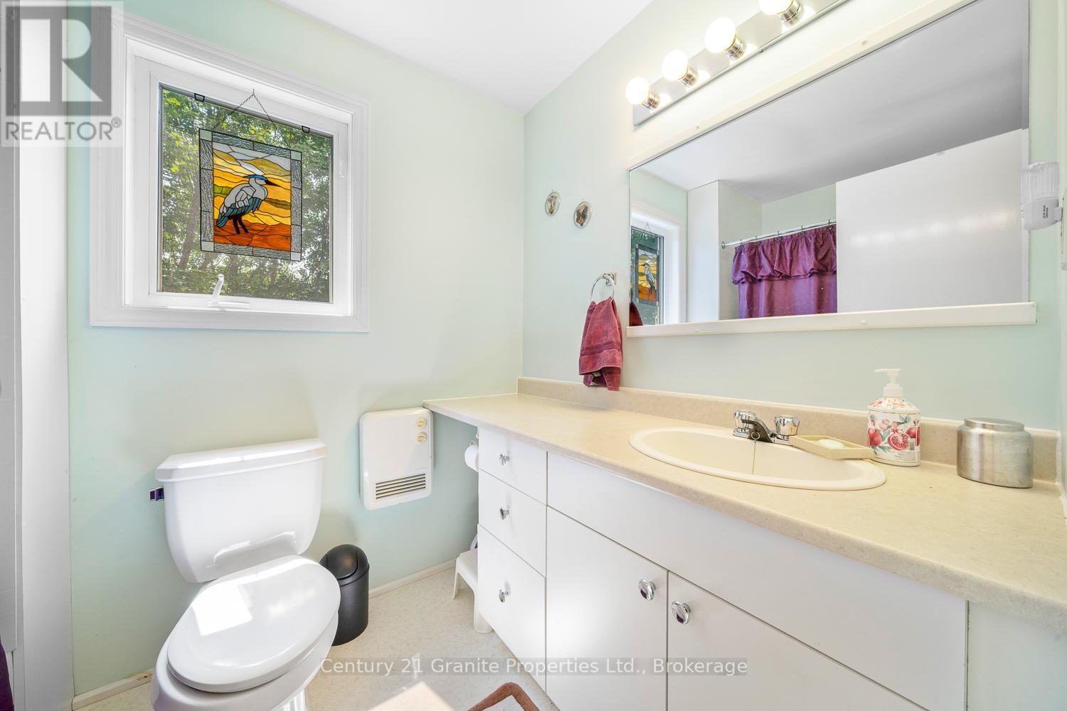 9 Sykes Lane, Whitestone, Ontario  P0A 1G0 - Photo 36 - X12294253