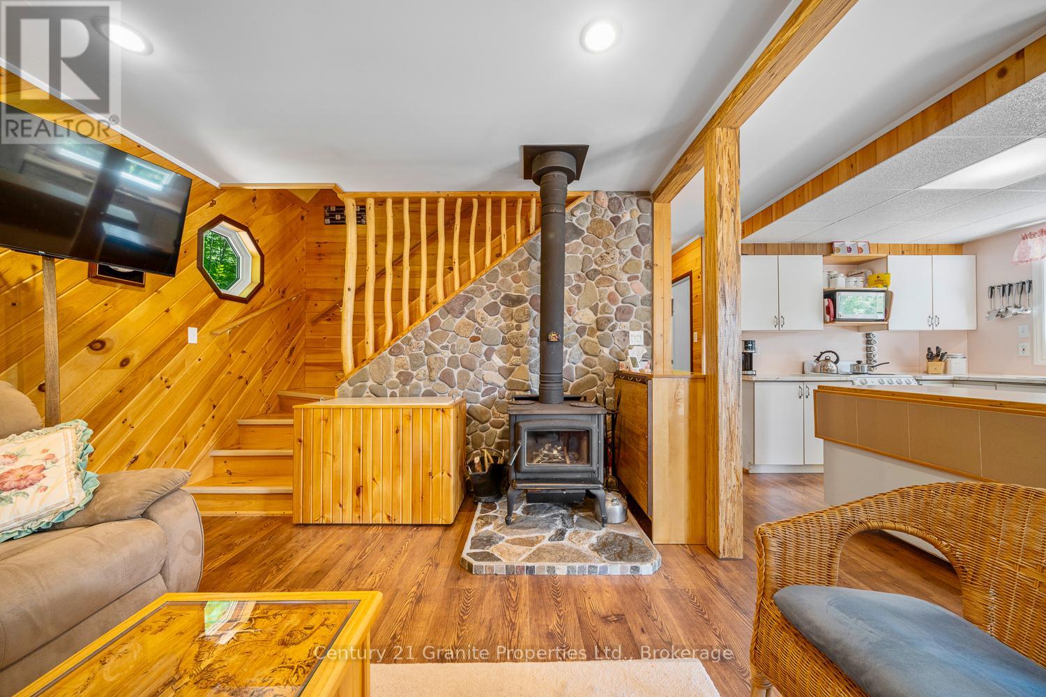 9 Sykes Lane, Whitestone, Ontario  P0A 1G0 - Photo 31 - X12294253