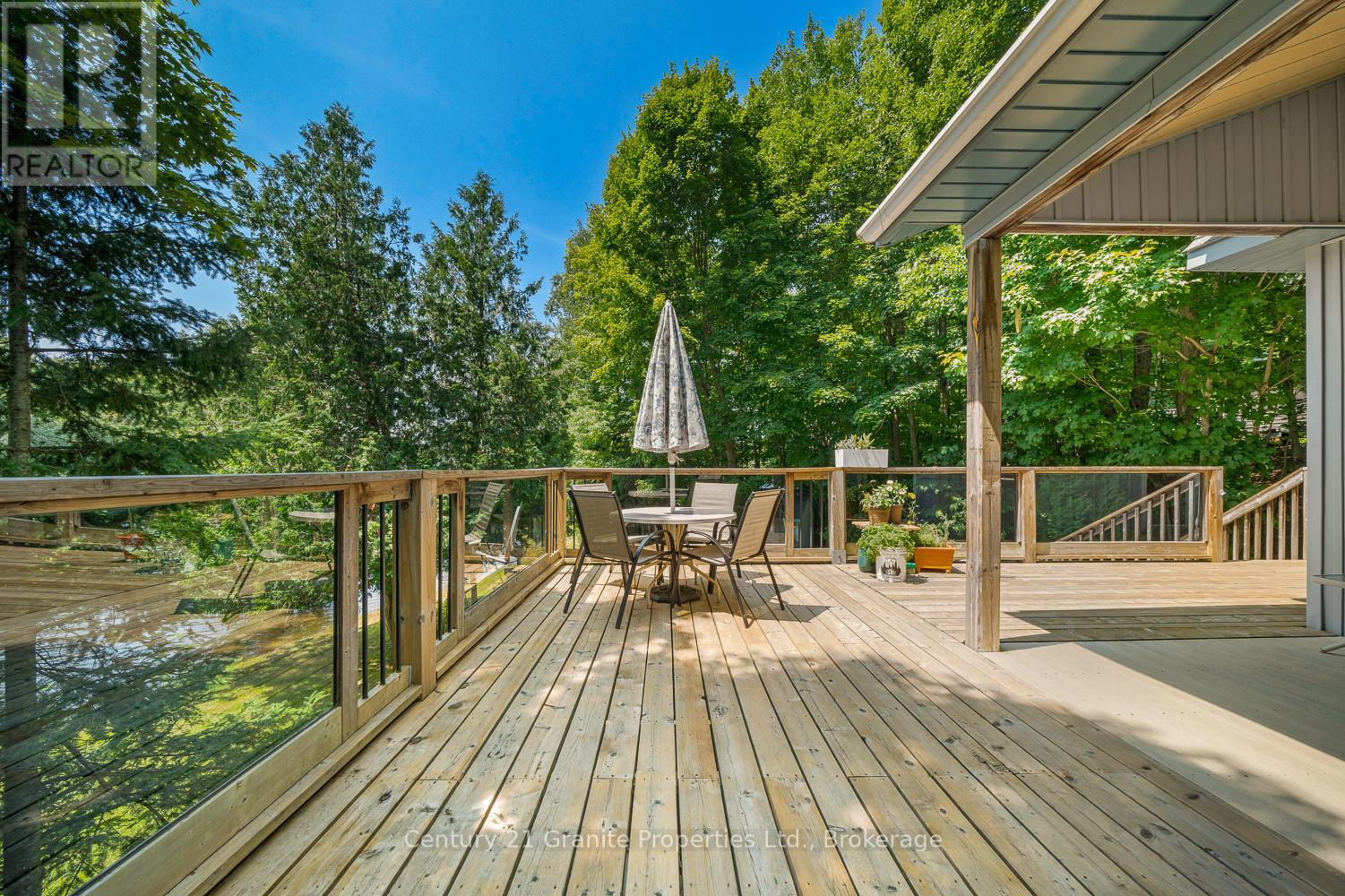 9 Sykes Lane, Whitestone, Ontario  P0A 1G0 - Photo 5 - X12294253