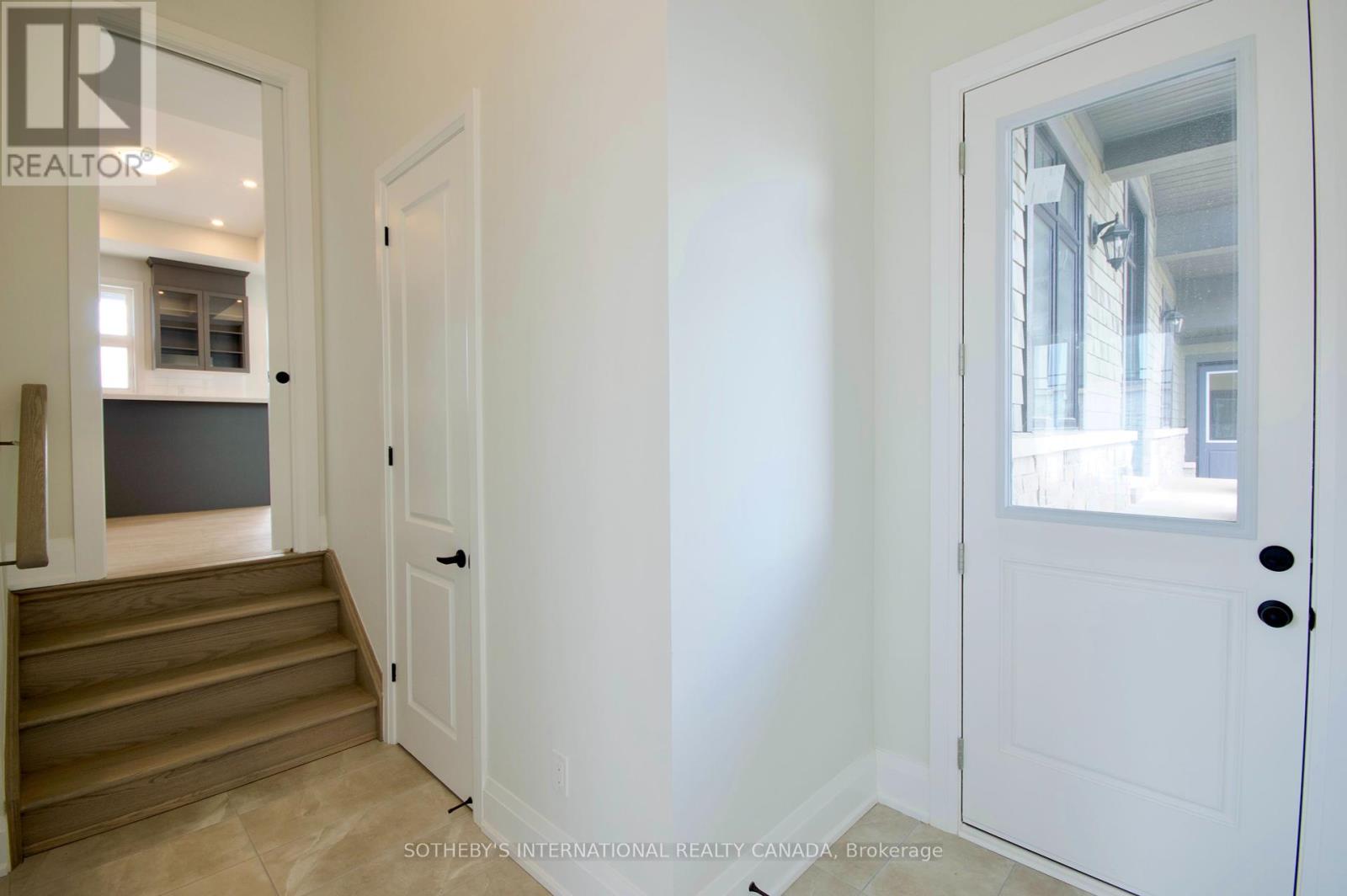 128 William Crisp Drive, Caledon, Ontario  L7K 1N3 - Photo 18 - W12240799