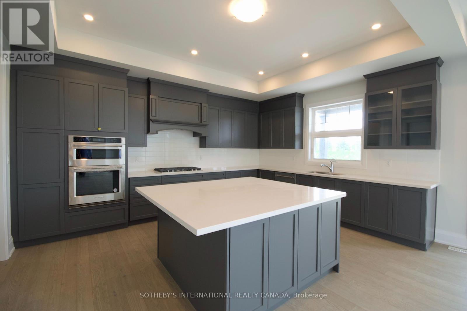 128 William Crisp Drive, Caledon, Ontario  L7K 1N3 - Photo 14 - W12240799