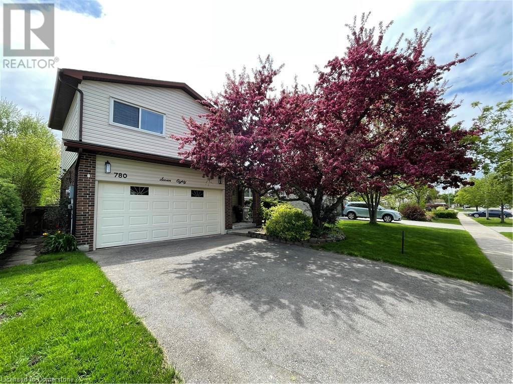 Property at 780 WOODWARD Avenue image 3