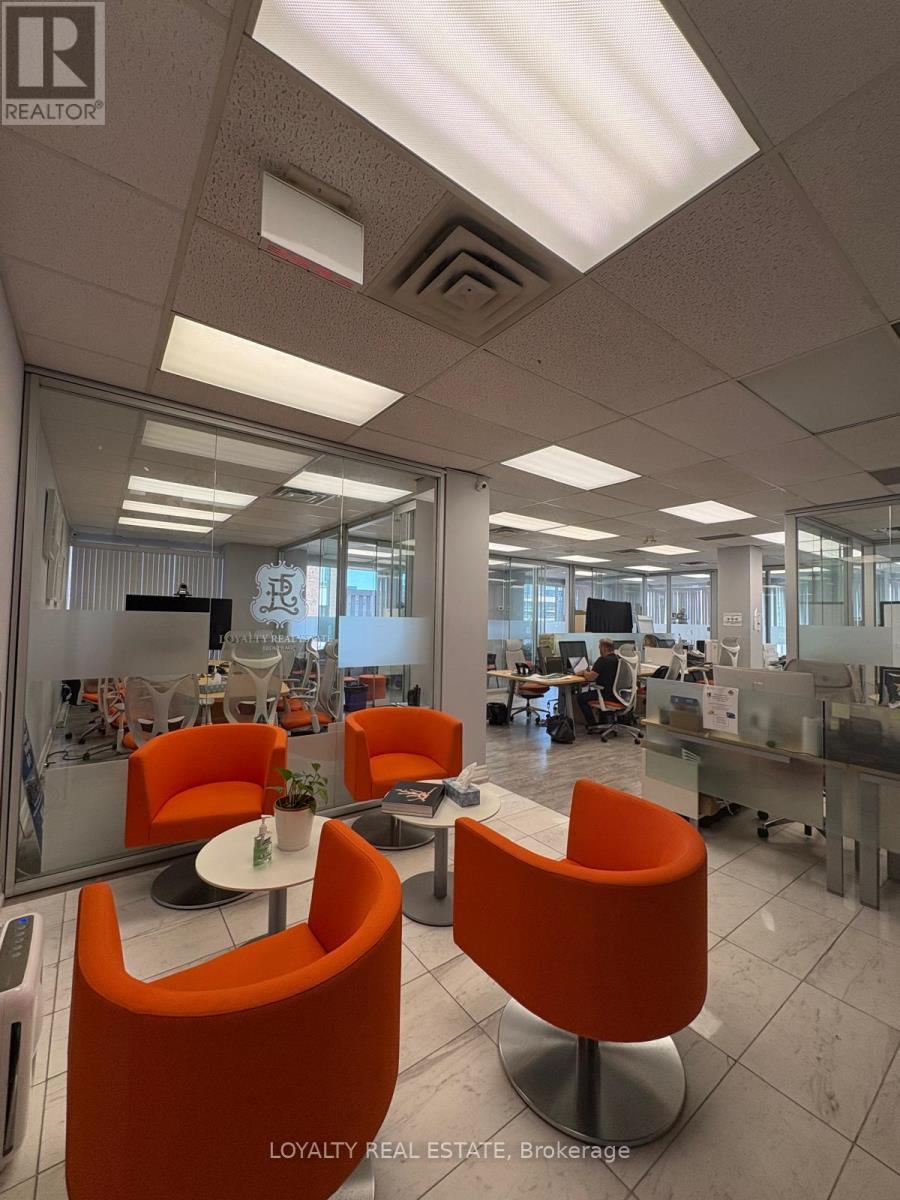 212 - 200 CONSUMERS ROAD, Toronto, Ontario