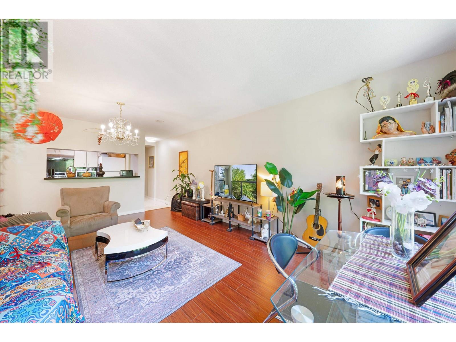 403 3663 Crowley Drive, Vancouver, British Columbia  V5R 6H4 - Photo 8 - R3029491