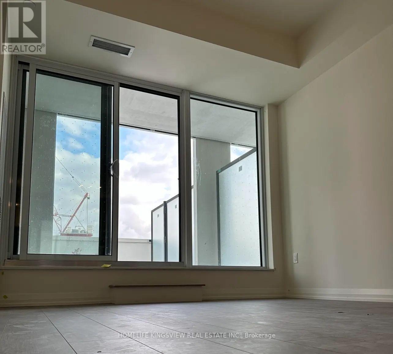 223 - 9000 Jane Street, Vaughan, Ontario  L4K 0M6 - Photo 7 - N12305401