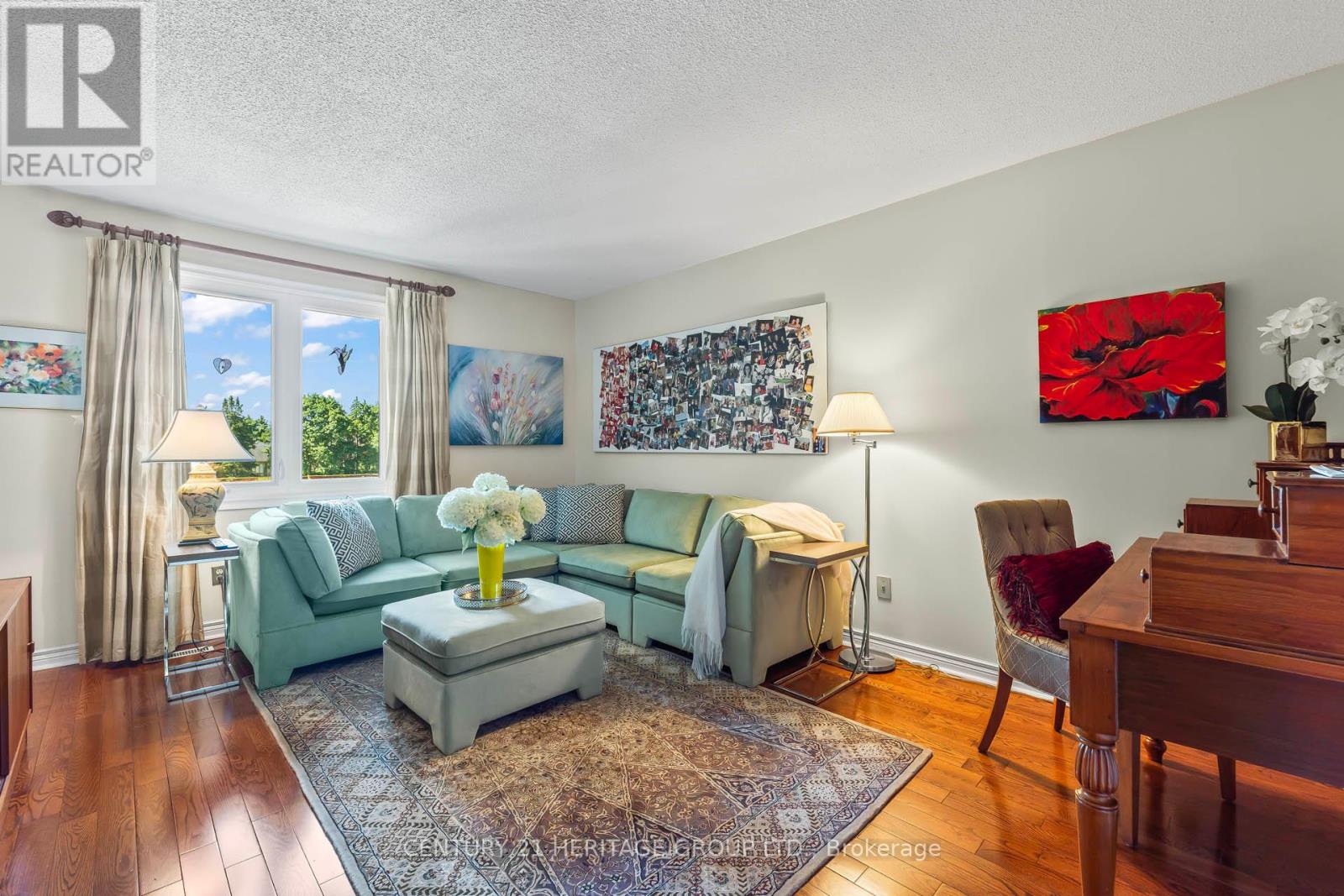 2010 Parklane Crescent, Burlington (Rose), Ontario  L7M 3V5 - Photo 17 - W12208376