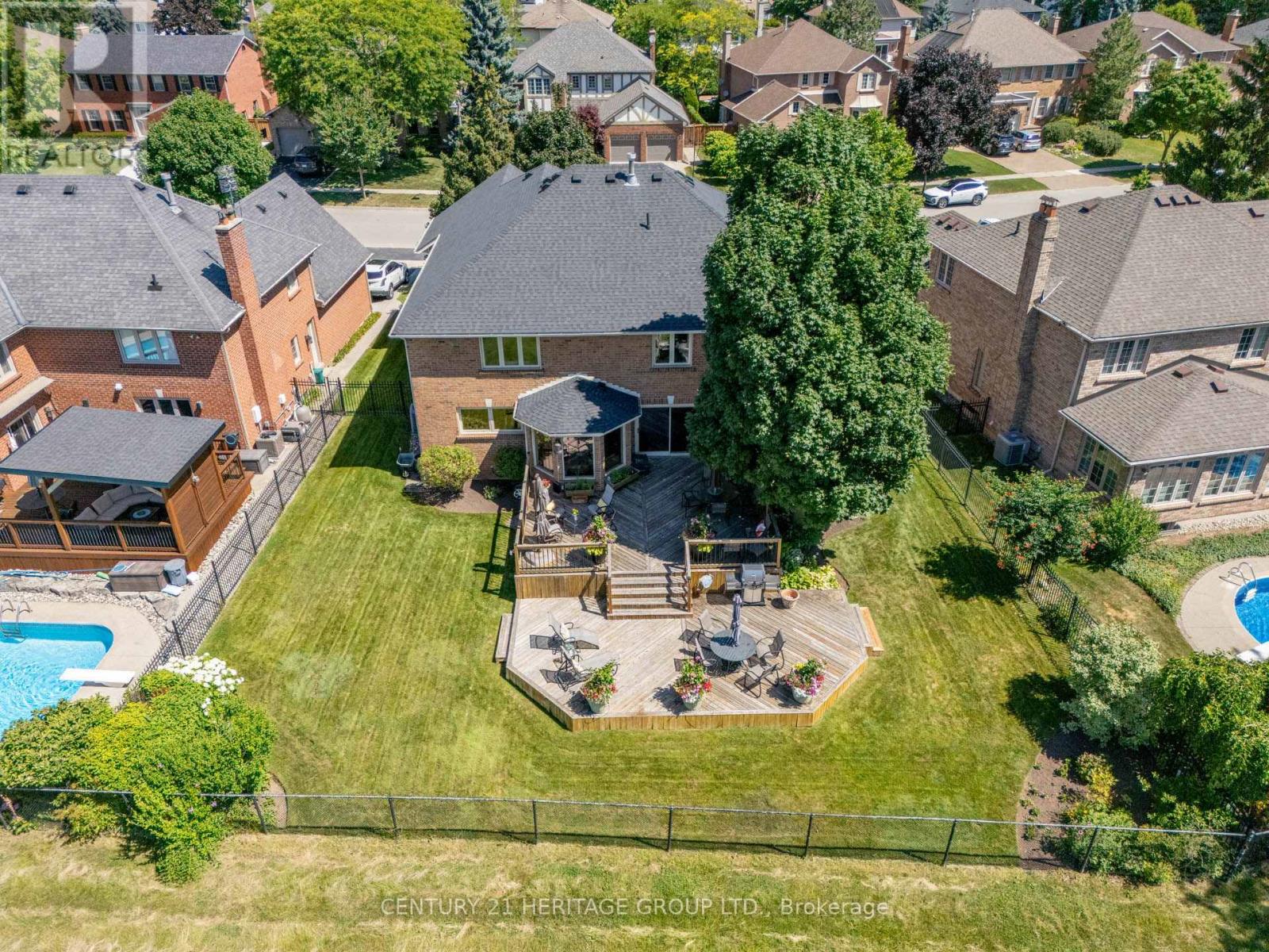 2010 Parklane Crescent, Burlington (Rose), Ontario  L7M 3V5 - Photo 41 - W12208376