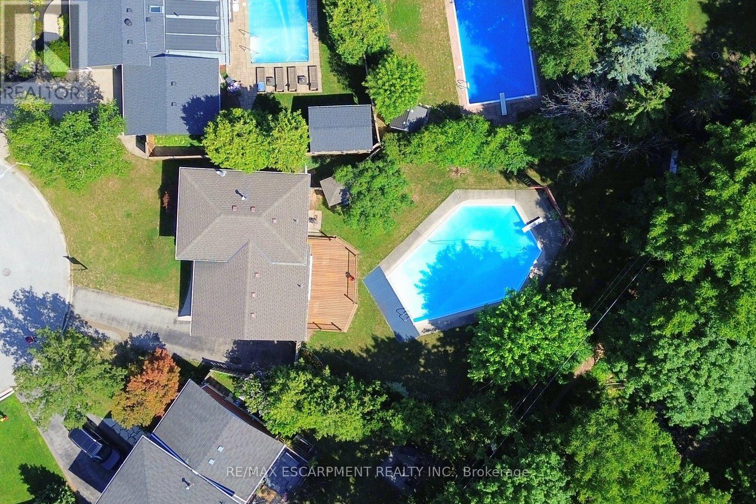 552 Hull Court, Burlington, Ontario  L7N 3C9 - Photo 47 - W12305386