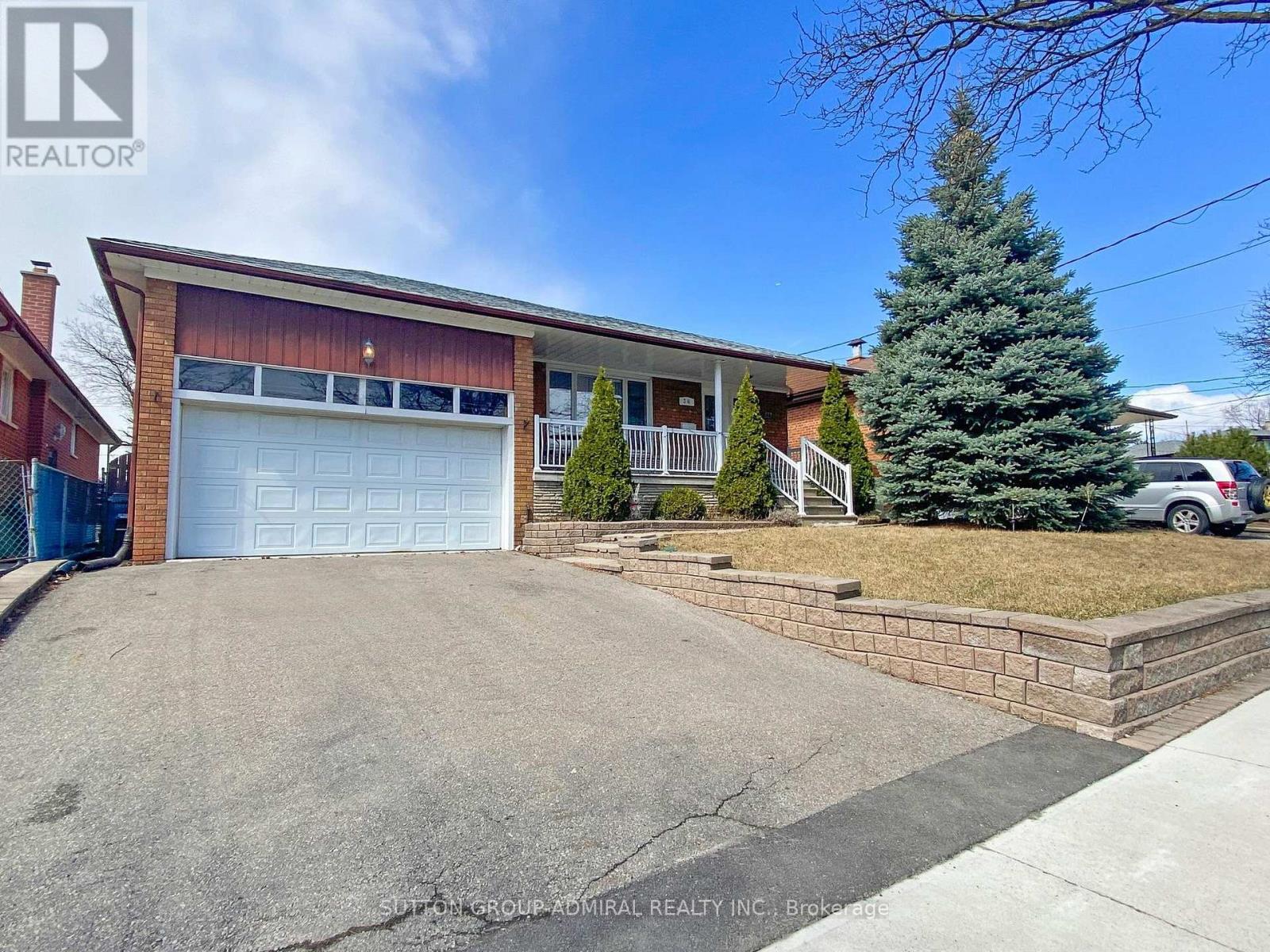 Property at 36 BLUEHAVEN CRESCENT image 1