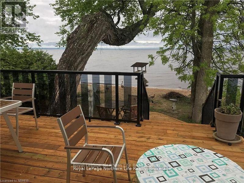 Property at 581 BANNER AVENUE image 4