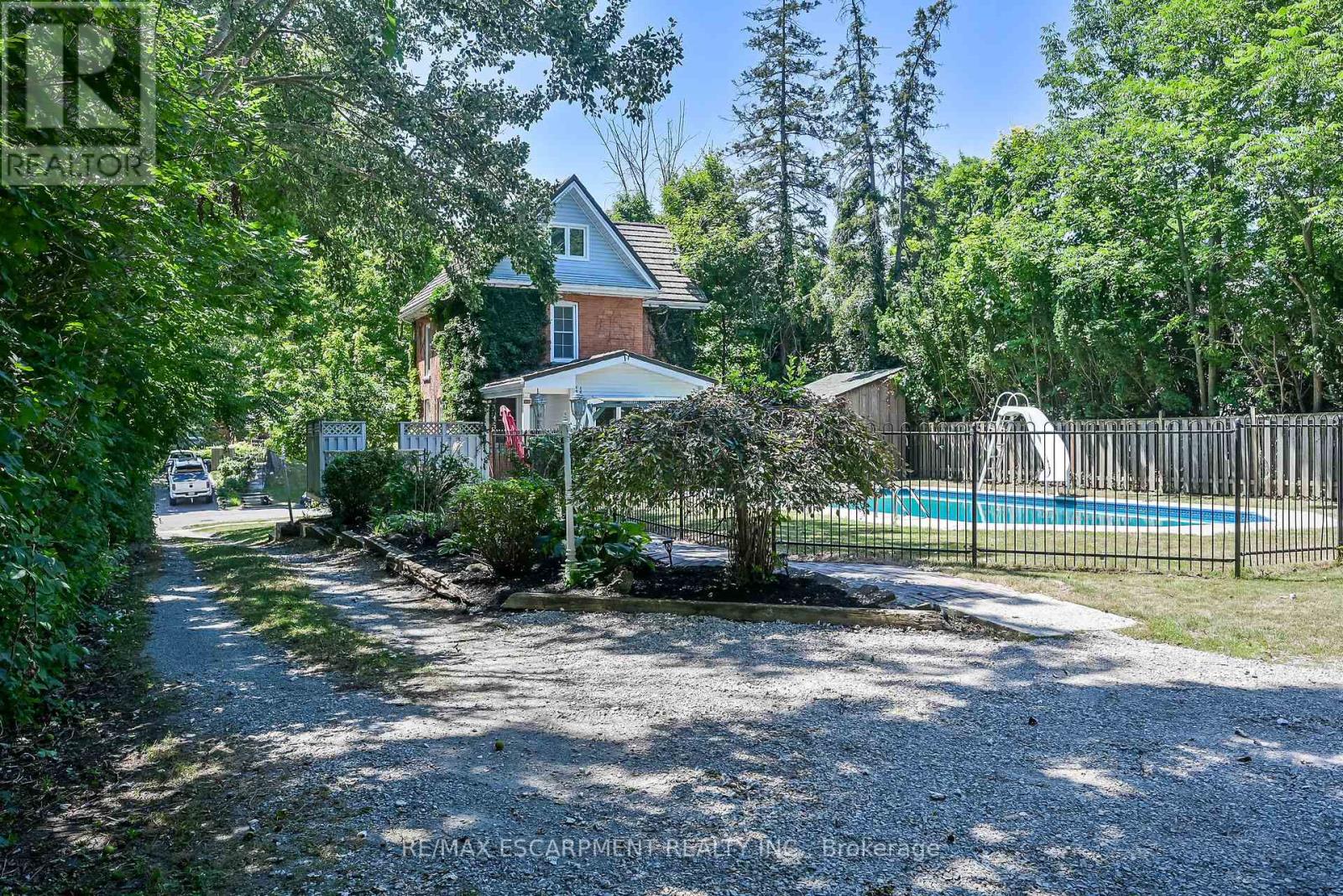 94 Sutherland Street W, Haldimand, Ontario  N3W 1B5 - Photo 30 - X12305371