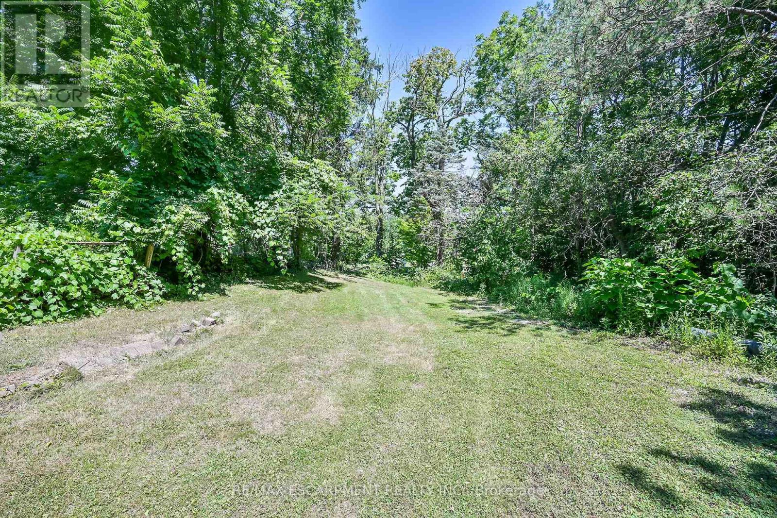 94 Sutherland Street W, Haldimand, Ontario  N3W 1B5 - Photo 32 - X12305371