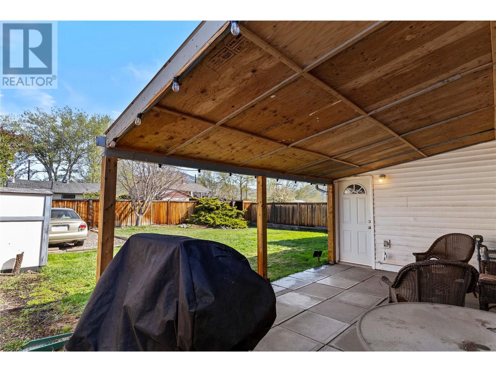 Property at 285 ALDER Avenue image 4