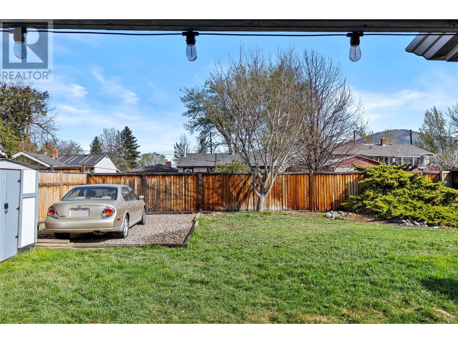 Property at 285 ALDER Avenue image 3