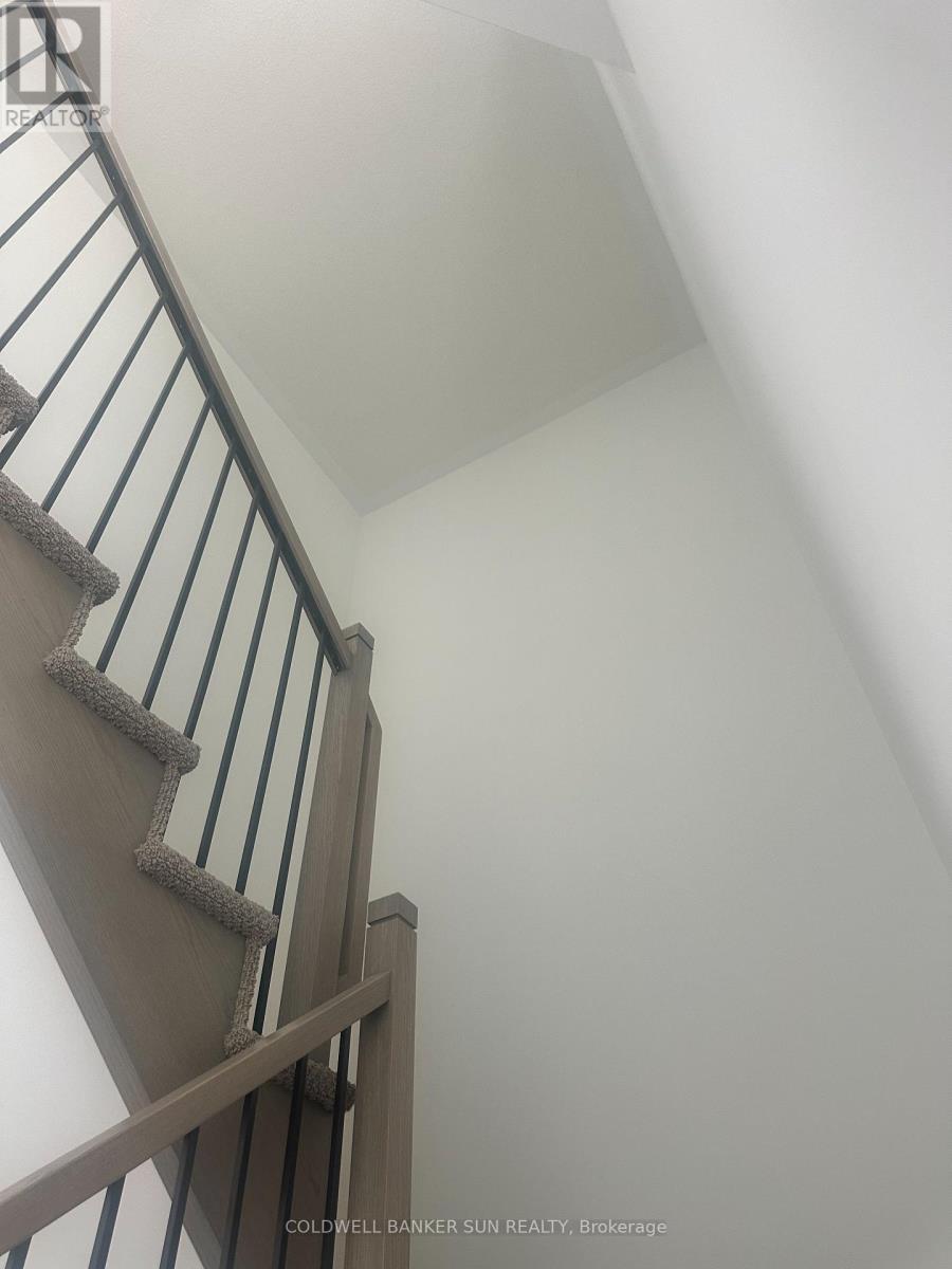 801 Conlin Road E, Oshawa, Ontario  L1H 7K5 - Photo 9 - E12305511
