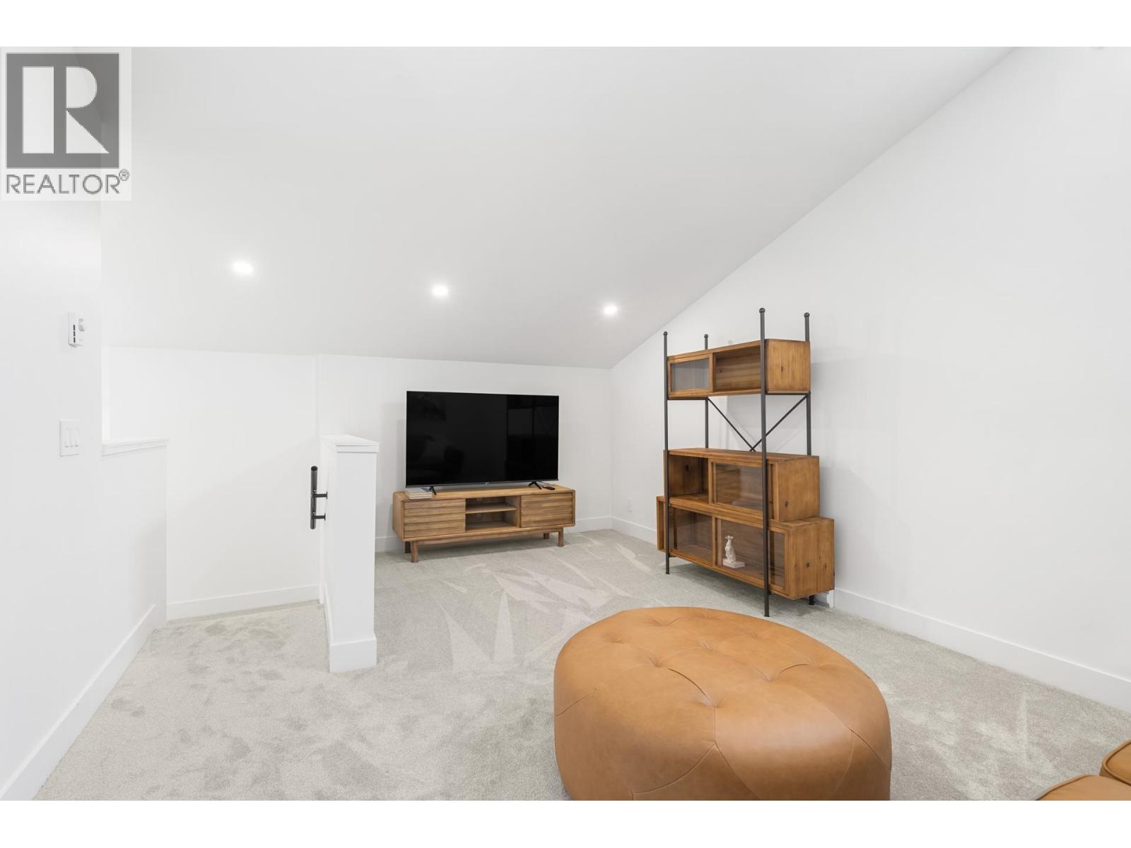 7 5522 Mccourt Road, Sechelt, British Columbia  V0N 3A7 - Photo 13 - R3029825