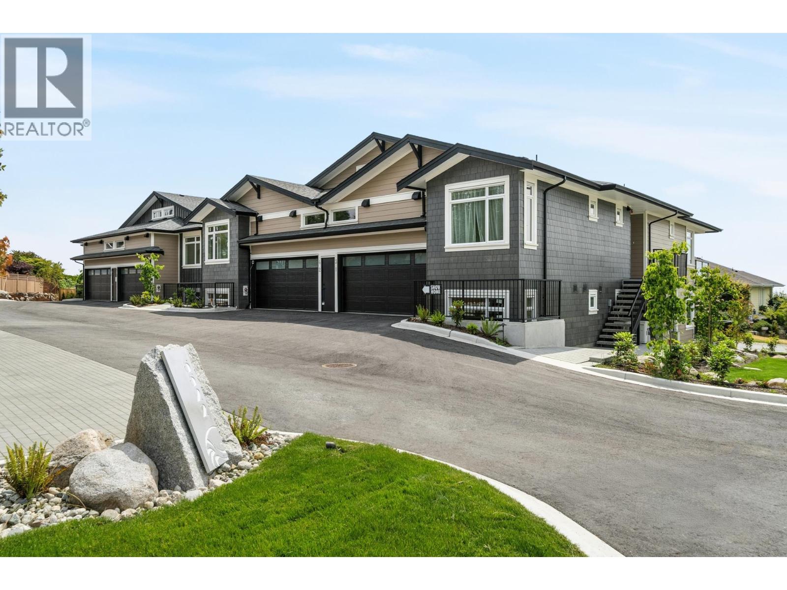 5 5522 Mccourt Road, Sechelt, British Columbia  V0N 3A7 - Photo 2 - R3029830