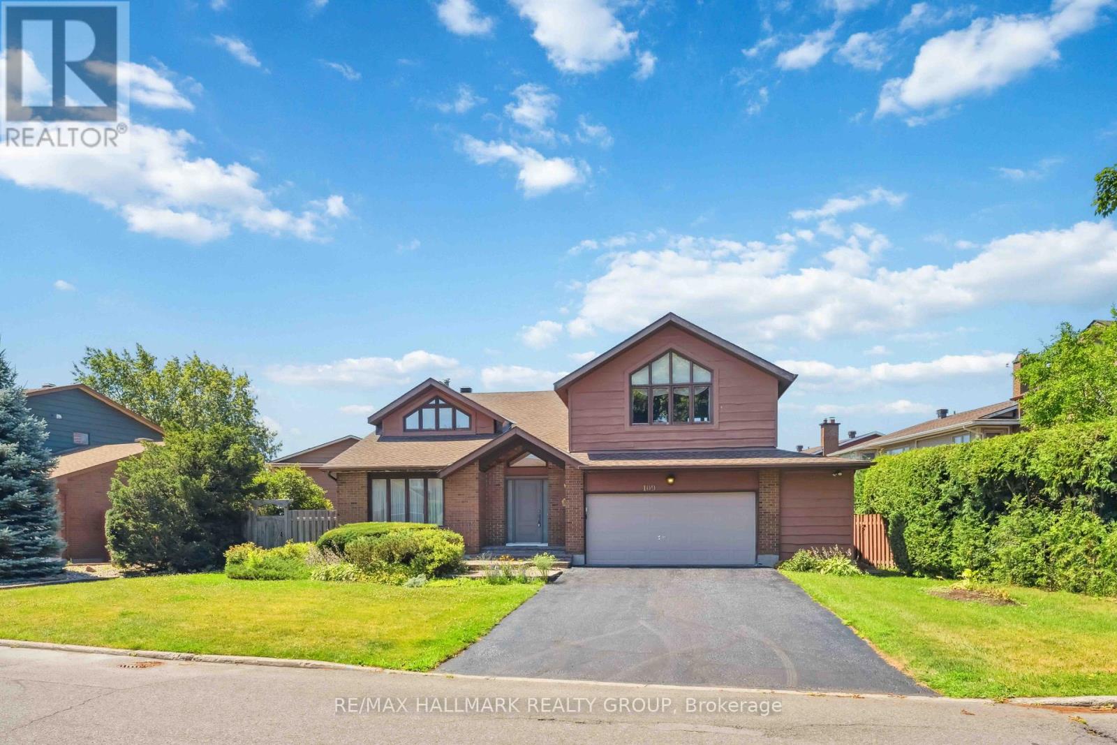 Property at 109 COUNTRY CLUB DRIVE image 1