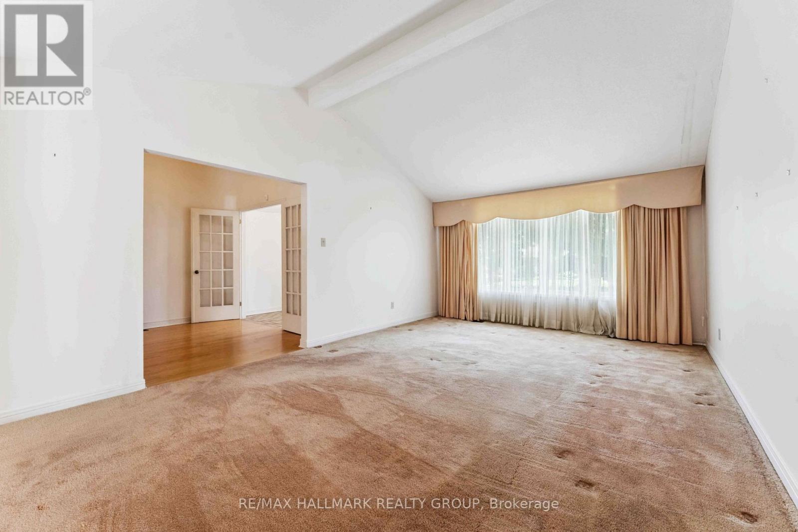 Property at 109 COUNTRY CLUB DRIVE image 2