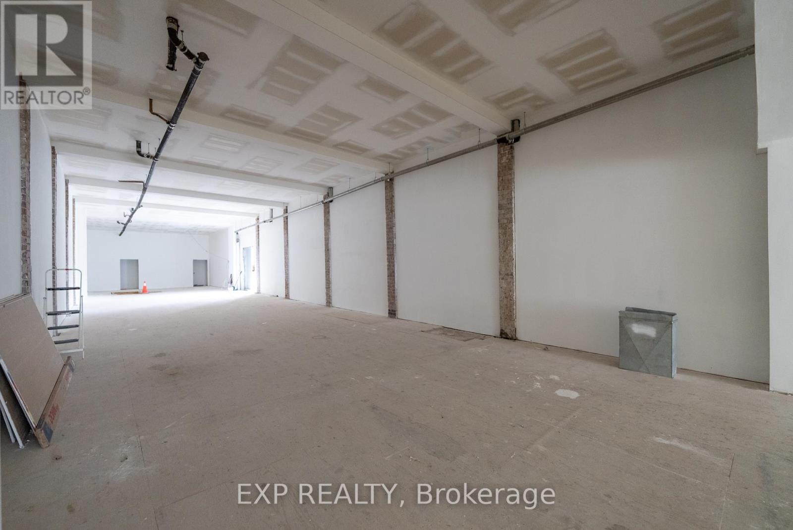 2878 Dundas Street W, Toronto, Ontario  M6P 1Y8 - Photo 13 - W12305486