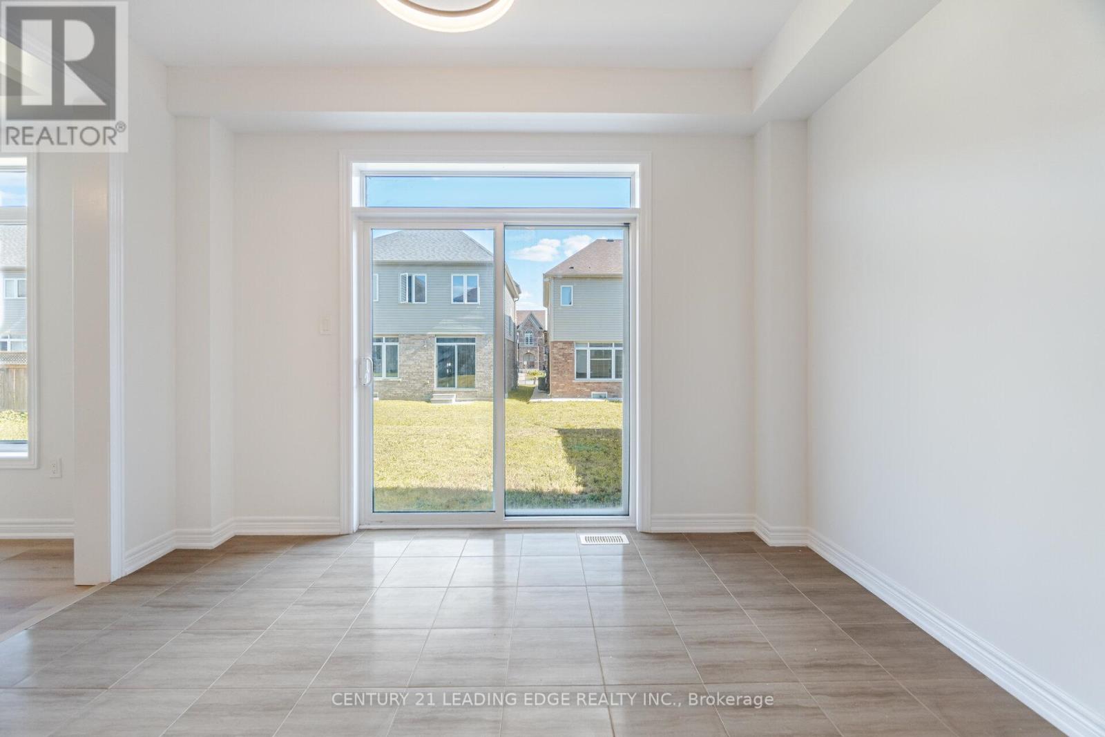 20 Mullholland Avenue, Cambridge, Ontario  N3H 0C3 - Photo 11 - X12305495