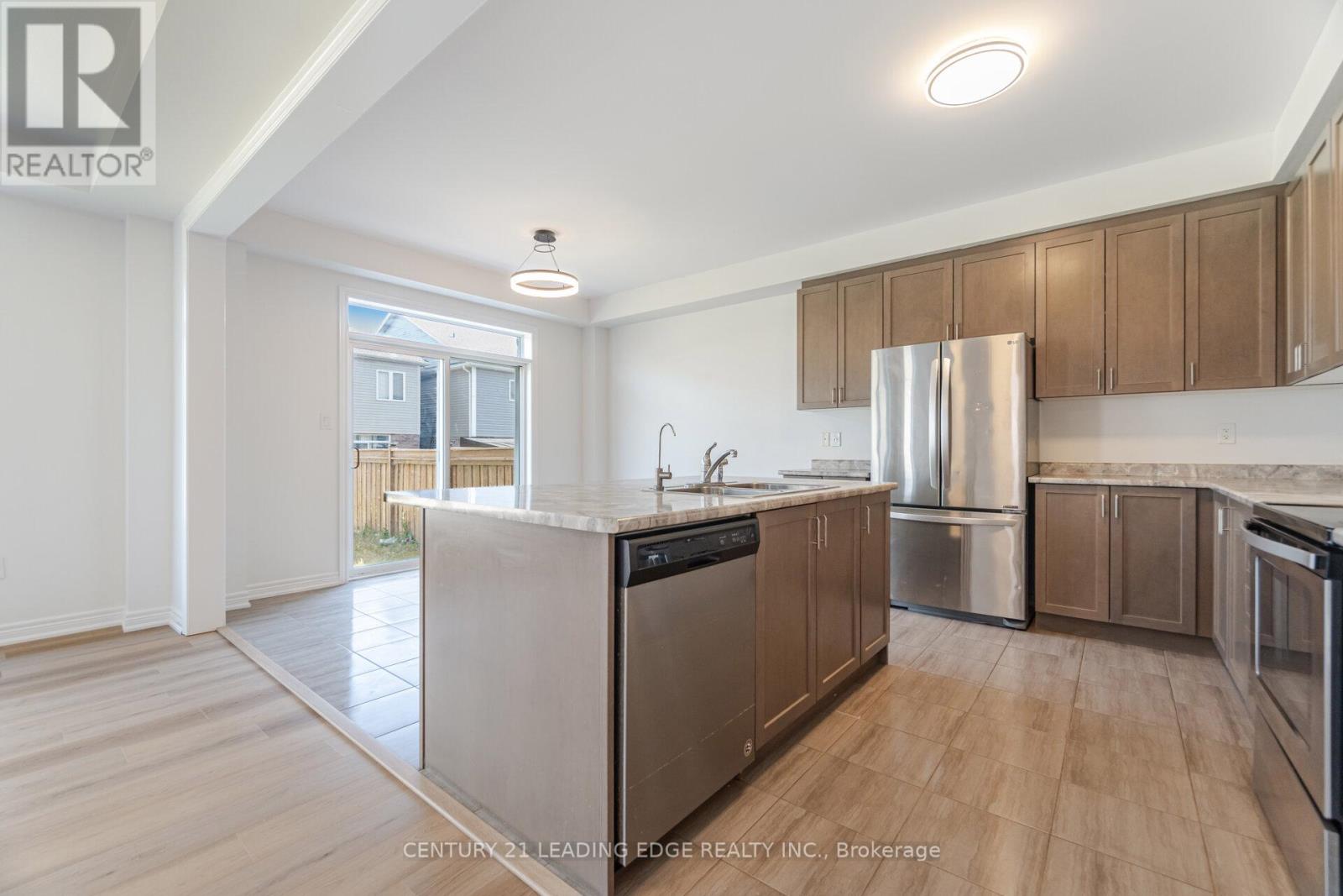 20 Mullholland Avenue, Cambridge, Ontario  N3H 0C3 - Photo 14 - X12305495