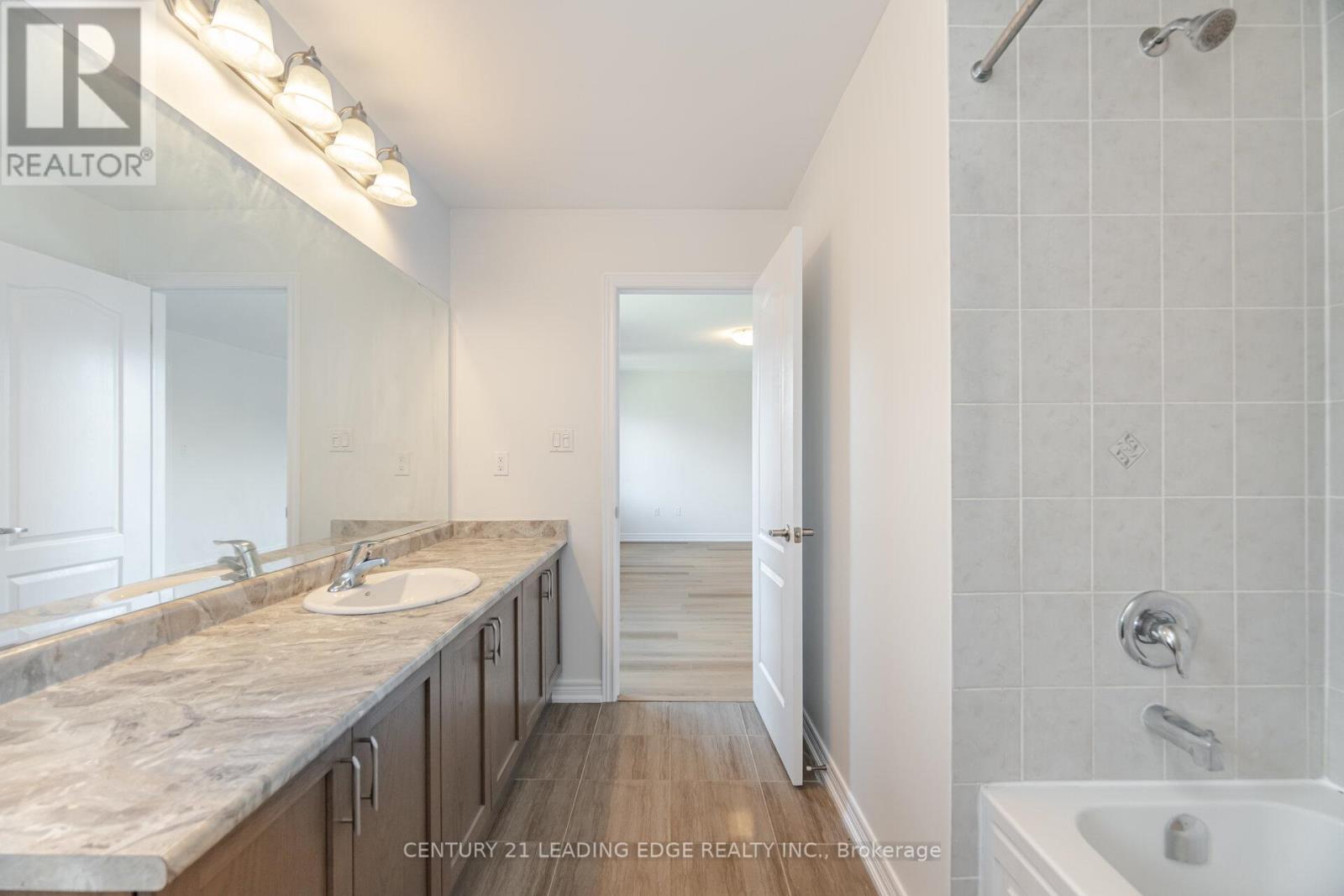 20 Mullholland Avenue, Cambridge, Ontario  N3H 0C3 - Photo 21 - X12305495