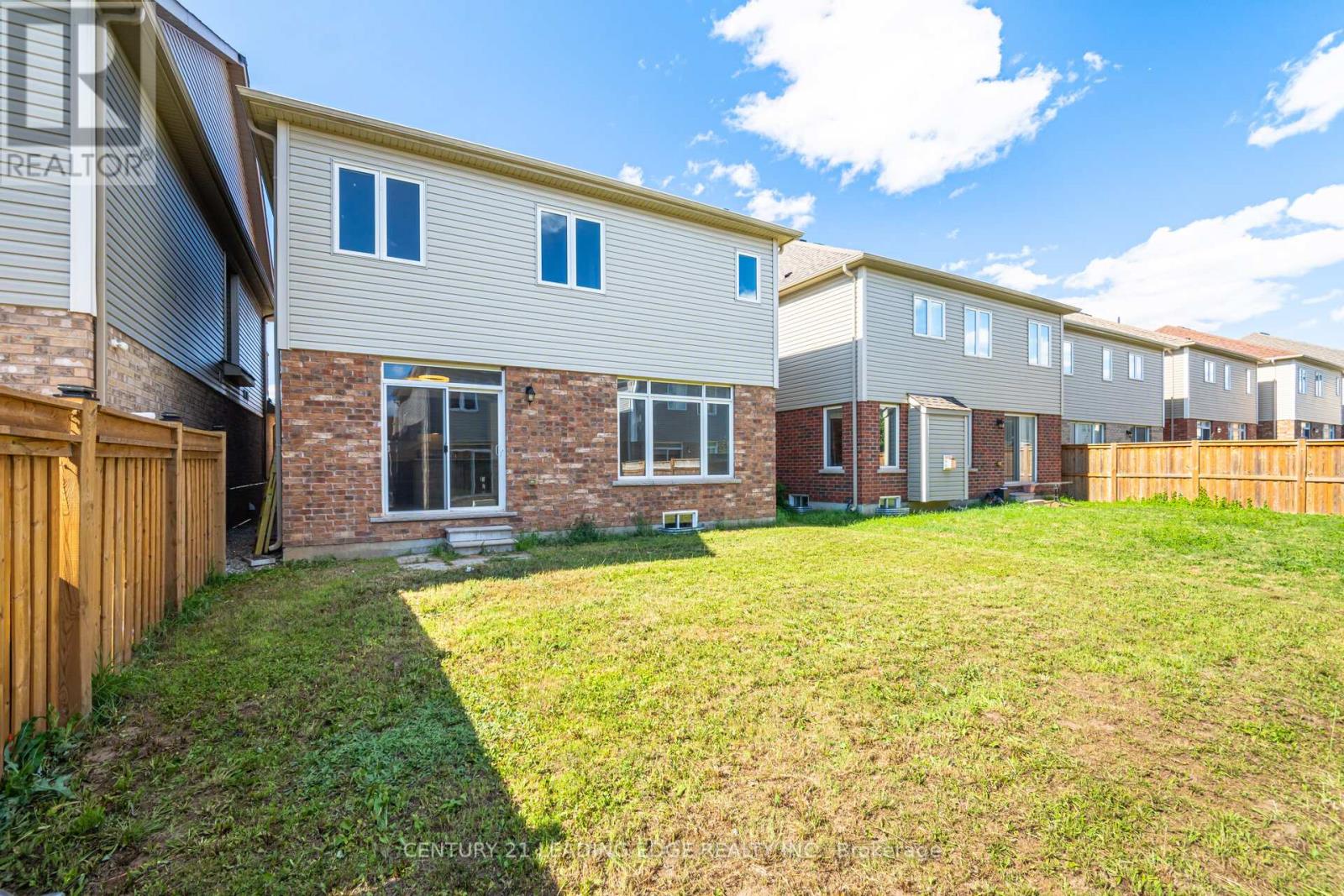 20 Mullholland Avenue, Cambridge, Ontario  N3H 0C3 - Photo 29 - X12305495