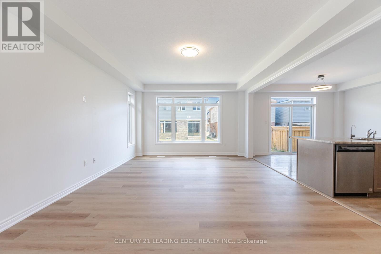 20 Mullholland Avenue, Cambridge, Ontario  N3H 0C3 - Photo 6 - X12305495