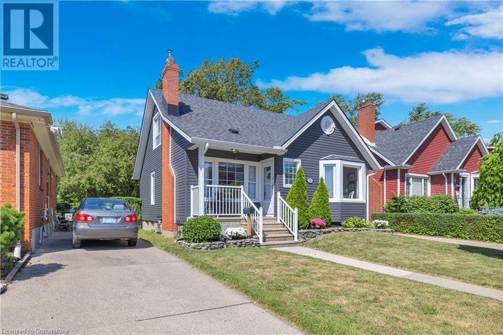 Property at 929 ESDRAS Avenue image 3
