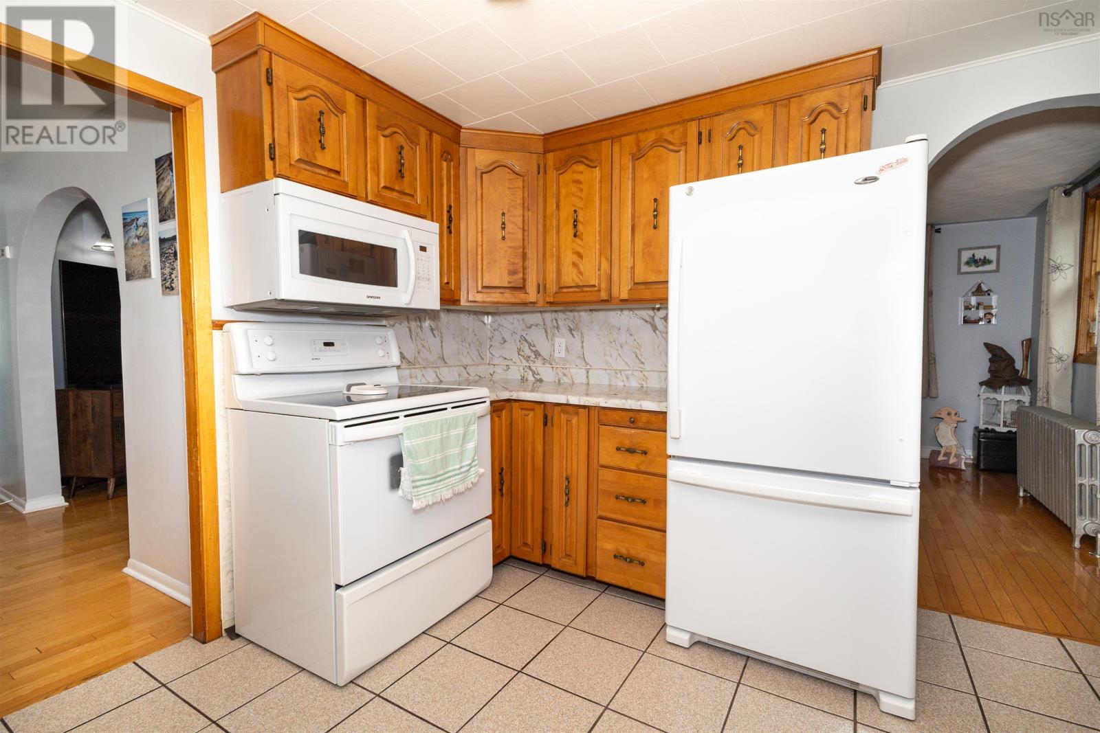 3 Browns Road, New Victoria, Nova Scotia  B1H 4Y4 - Photo 11 - 202516901