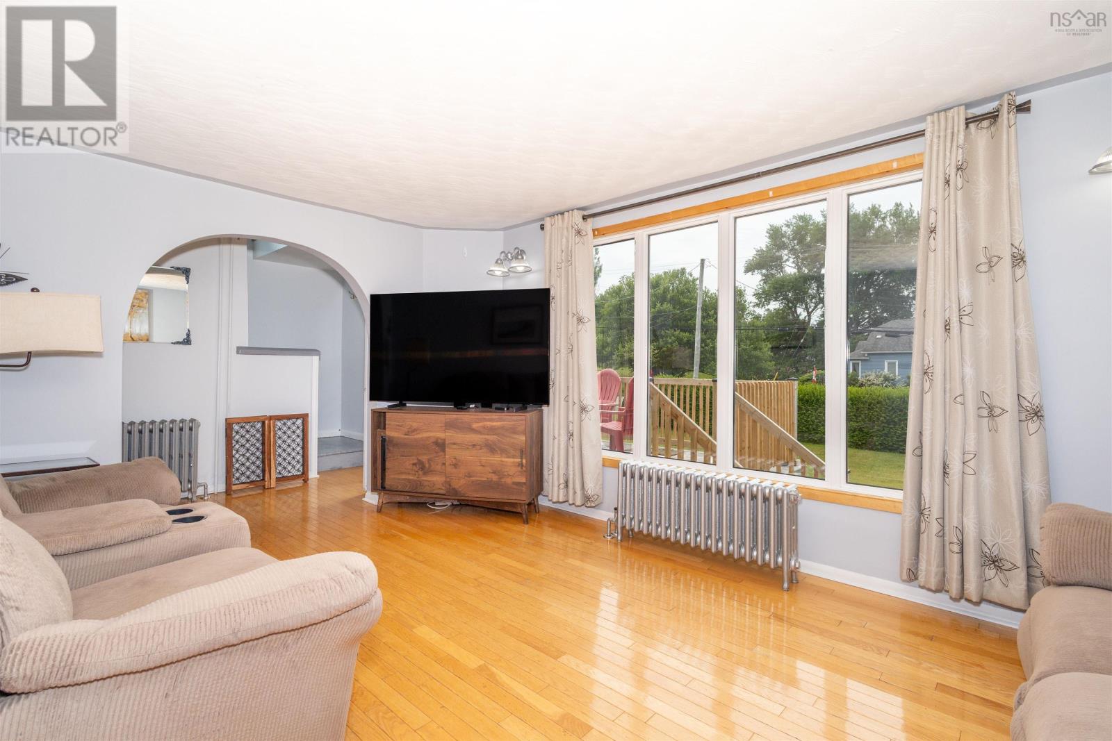 3 Browns Road, New Victoria, Nova Scotia  B1H 4Y4 - Photo 4 - 202516901