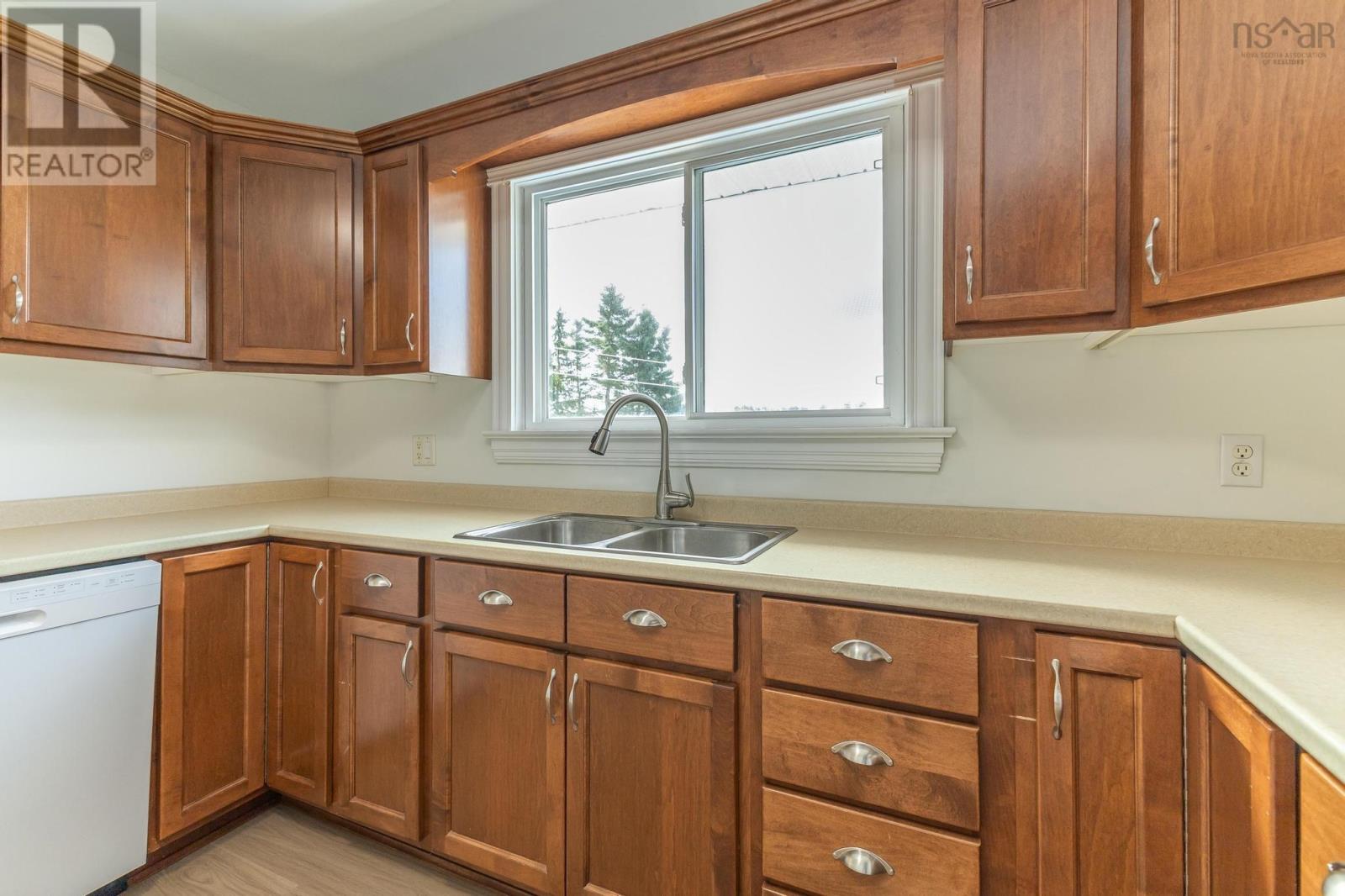 408 Pictou Road, Truro, Nova Scotia  B2N 2T7 - Photo 17 - 202518541