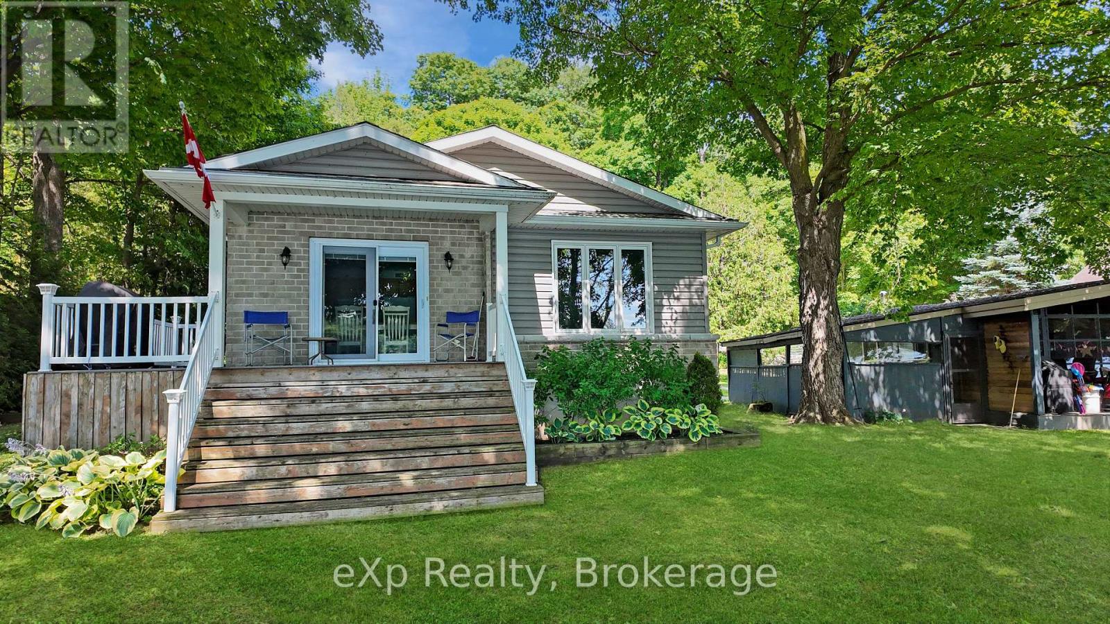 Property at 182 LAKE ROSALIND ROAD 1 image 2