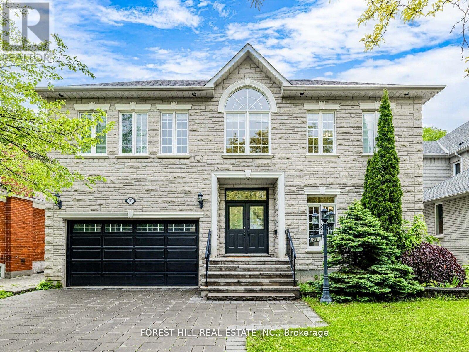 211 Byng Avenue, Toronto, Ontario M2N 4L2 - Photo 1 - C12305528