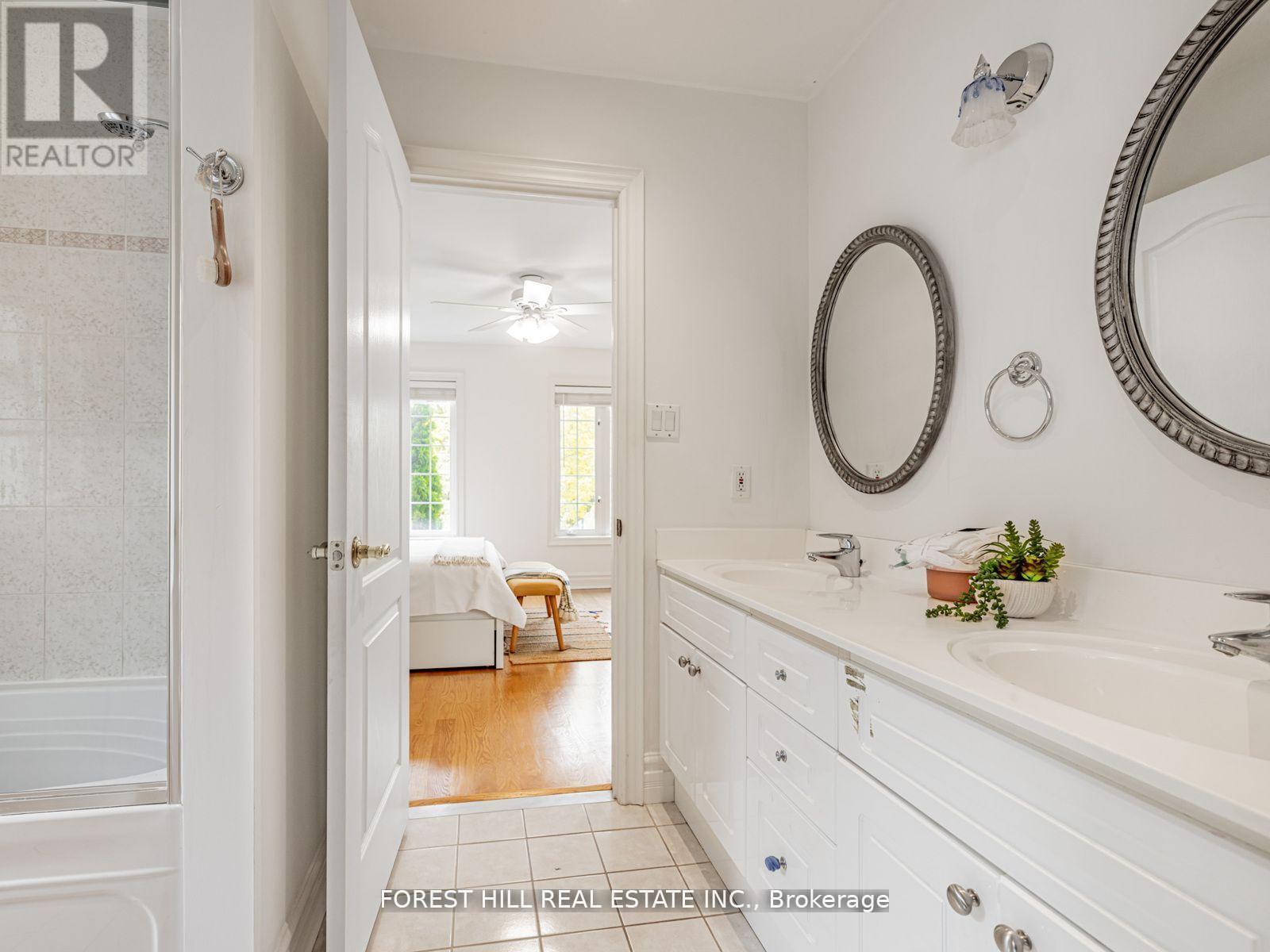 211 Byng Avenue, Toronto, Ontario M2N 4L2 - Photo 21 - C12305528