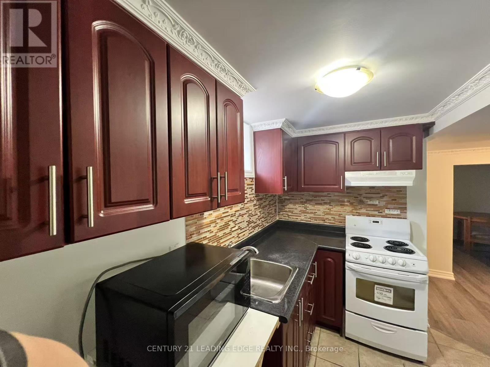 Bsmt - 1930 Brimley Avenue, Toronto, Ontario  M1S 2A9 - Photo 5 - E12303790