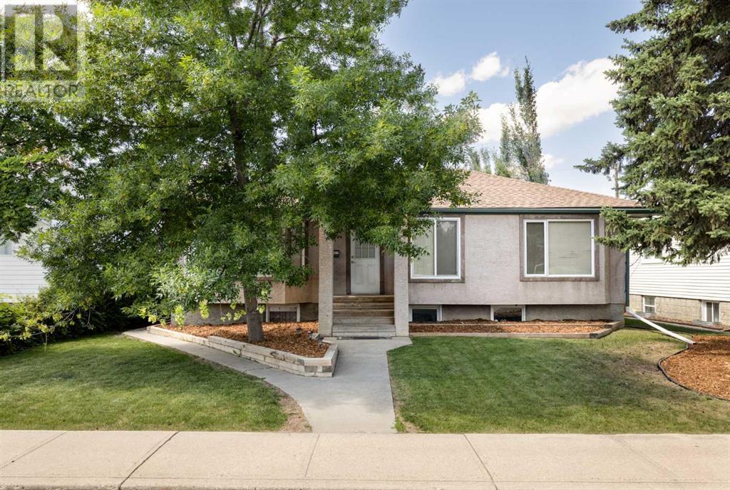 Property at 3418 49 Avenue image 2