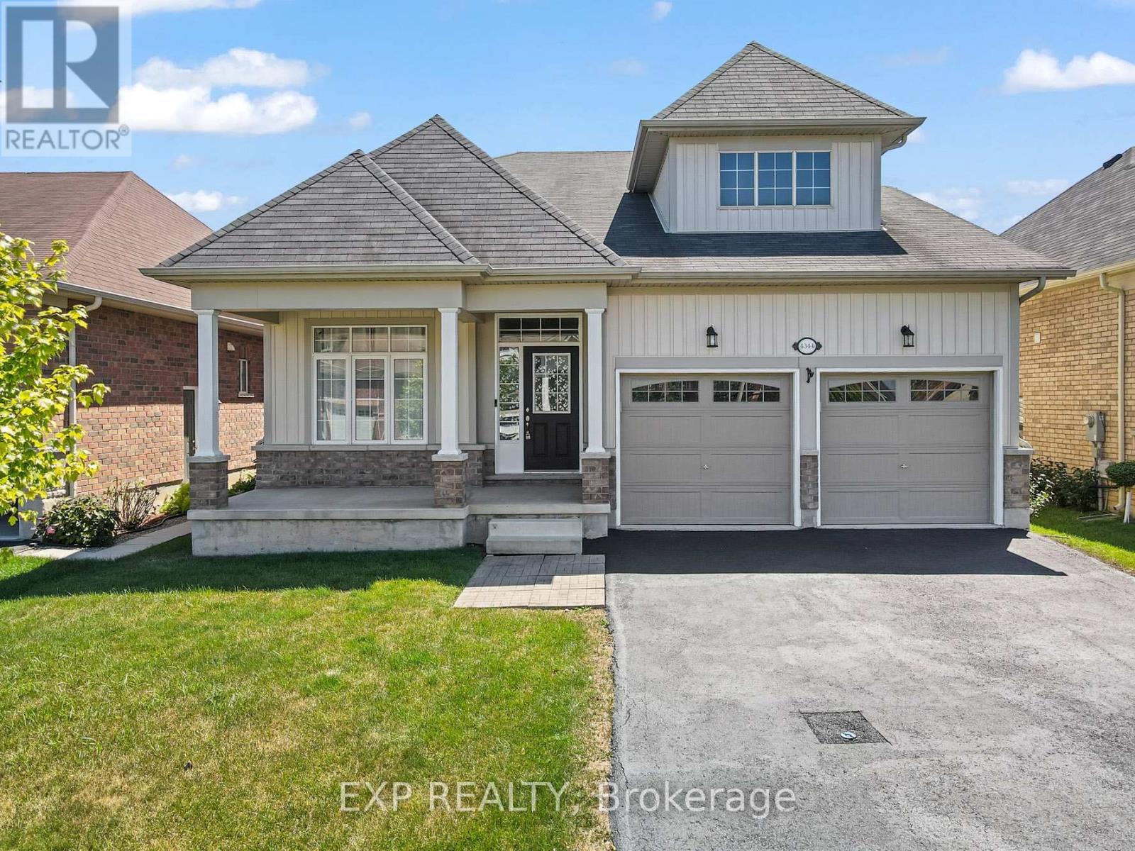 Property at 4344 CINNAMON GROVE image 1