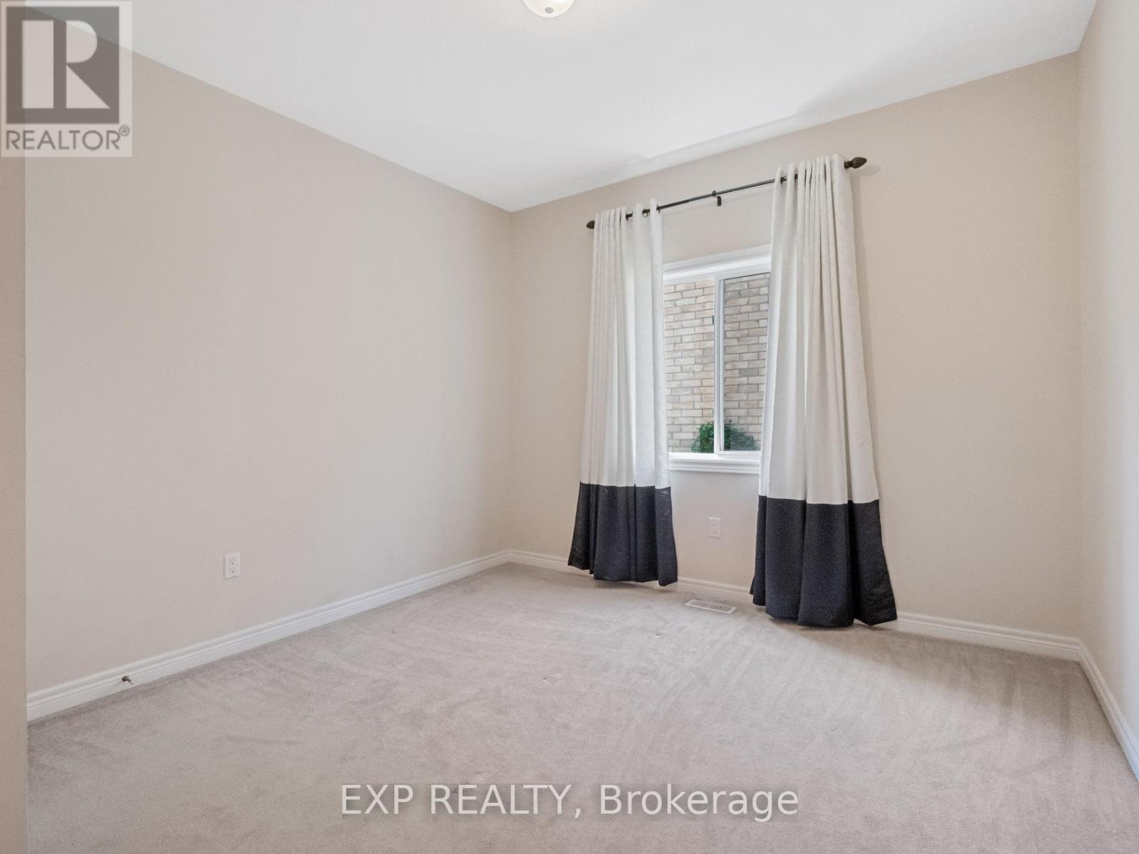 4344 Cinnamon Grove, Niagara Falls, Ontario  L2G 0G2 - Photo 13 - X12305701