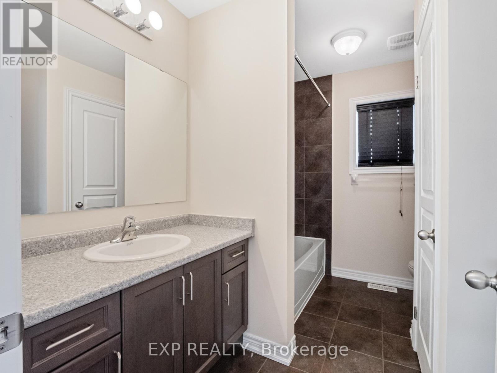 4344 Cinnamon Grove, Niagara Falls, Ontario  L2G 0G2 - Photo 35 - X12305701