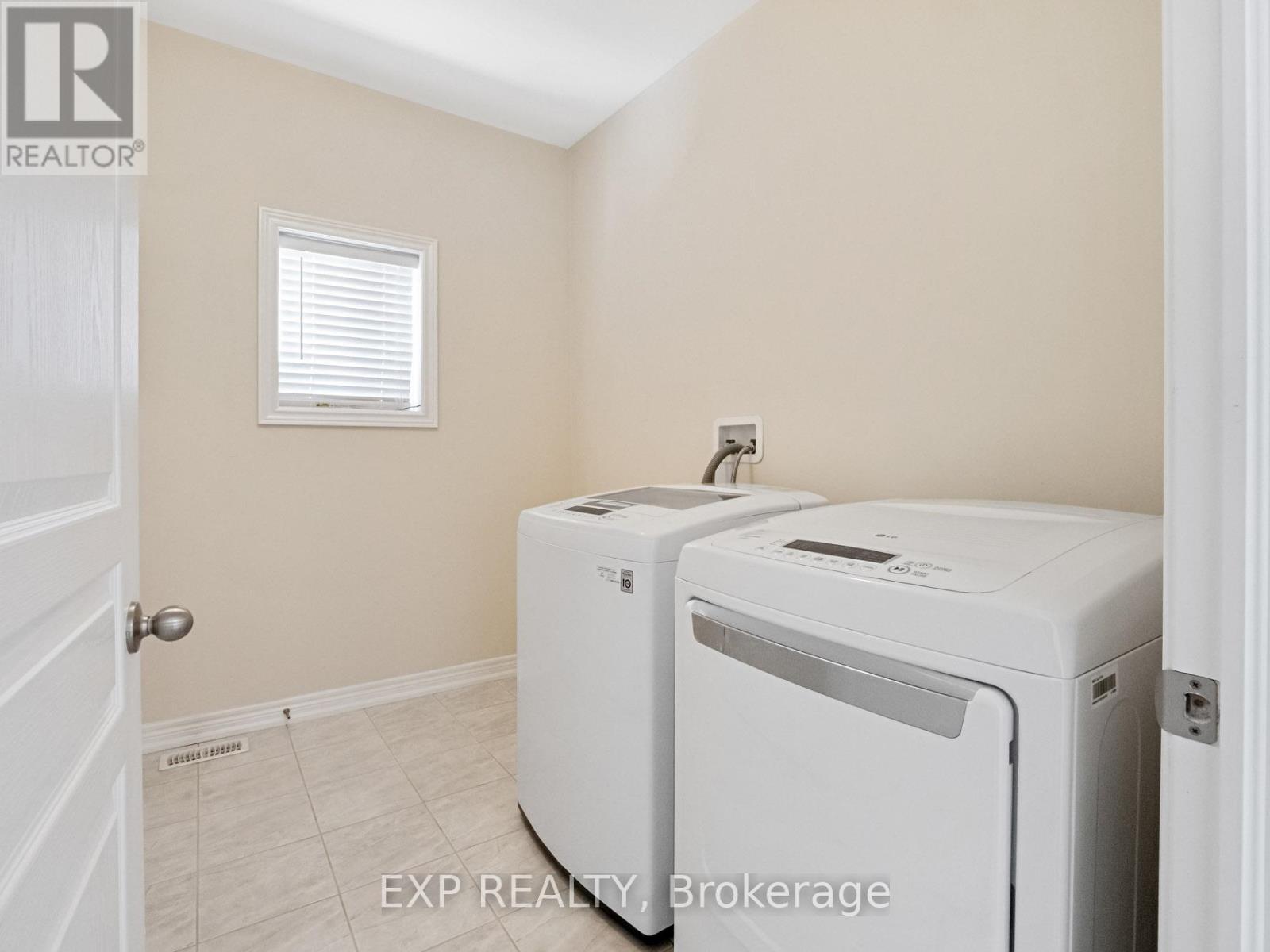 4344 Cinnamon Grove, Niagara Falls, Ontario  L2G 0G2 - Photo 38 - X12305701