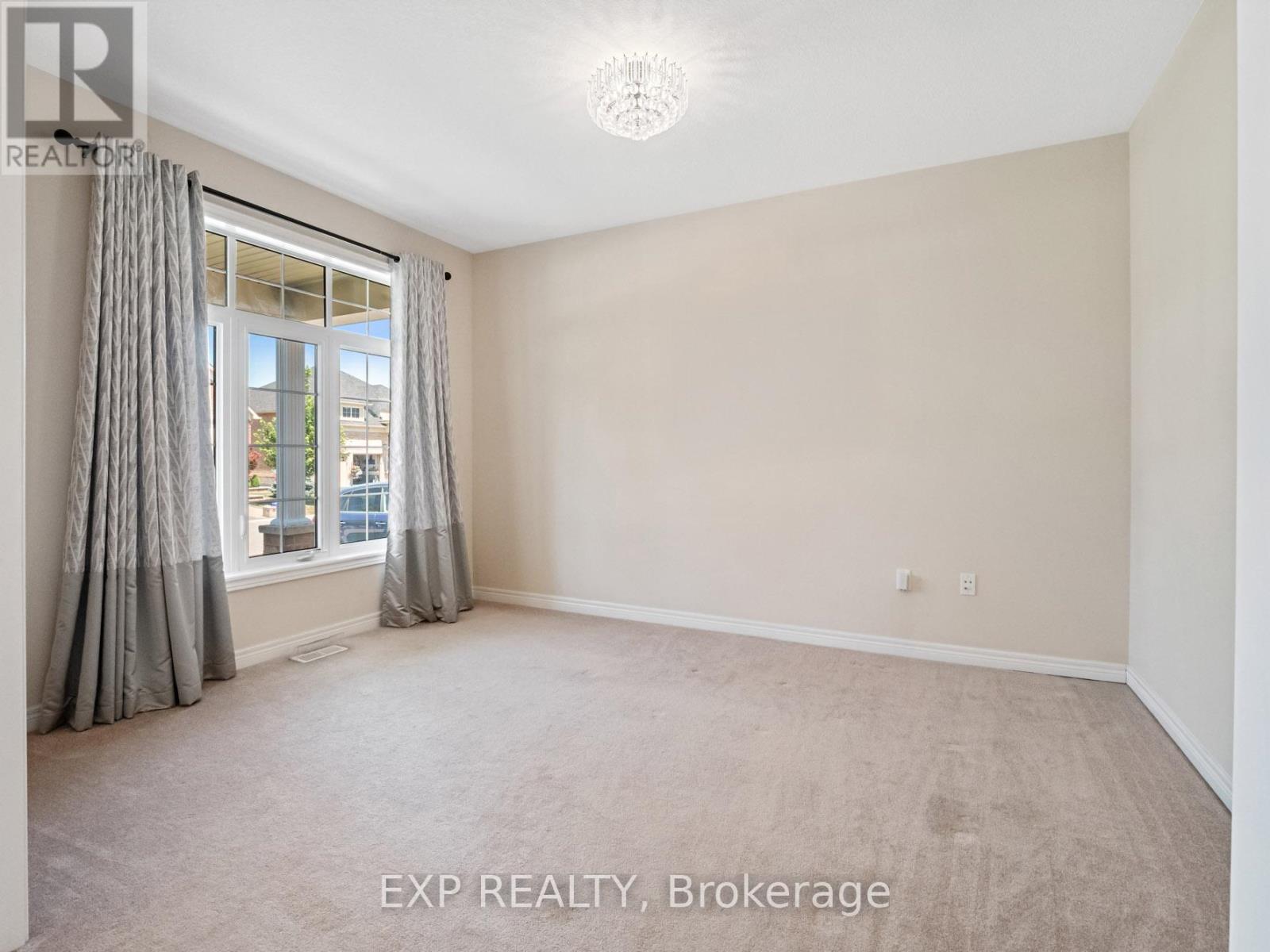 4344 Cinnamon Grove, Niagara Falls, Ontario  L2G 0G2 - Photo 6 - X12305701